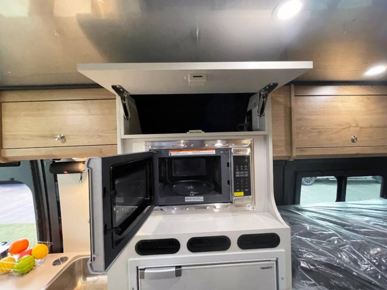 A photo of this 2026 Airstream Rangeline TOURING COACH