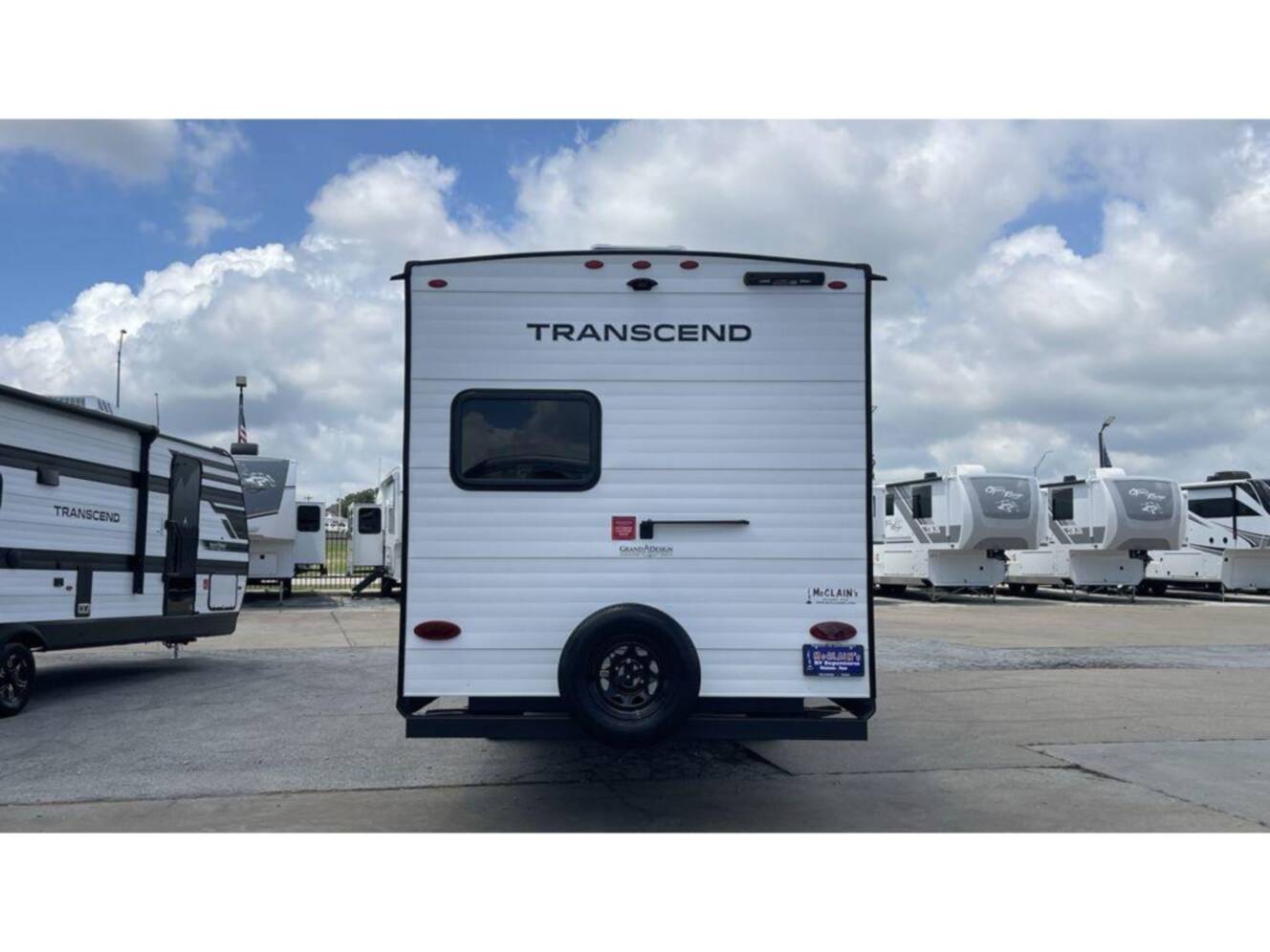 A photo of this 2027 Grand Design Transcend 325BHT