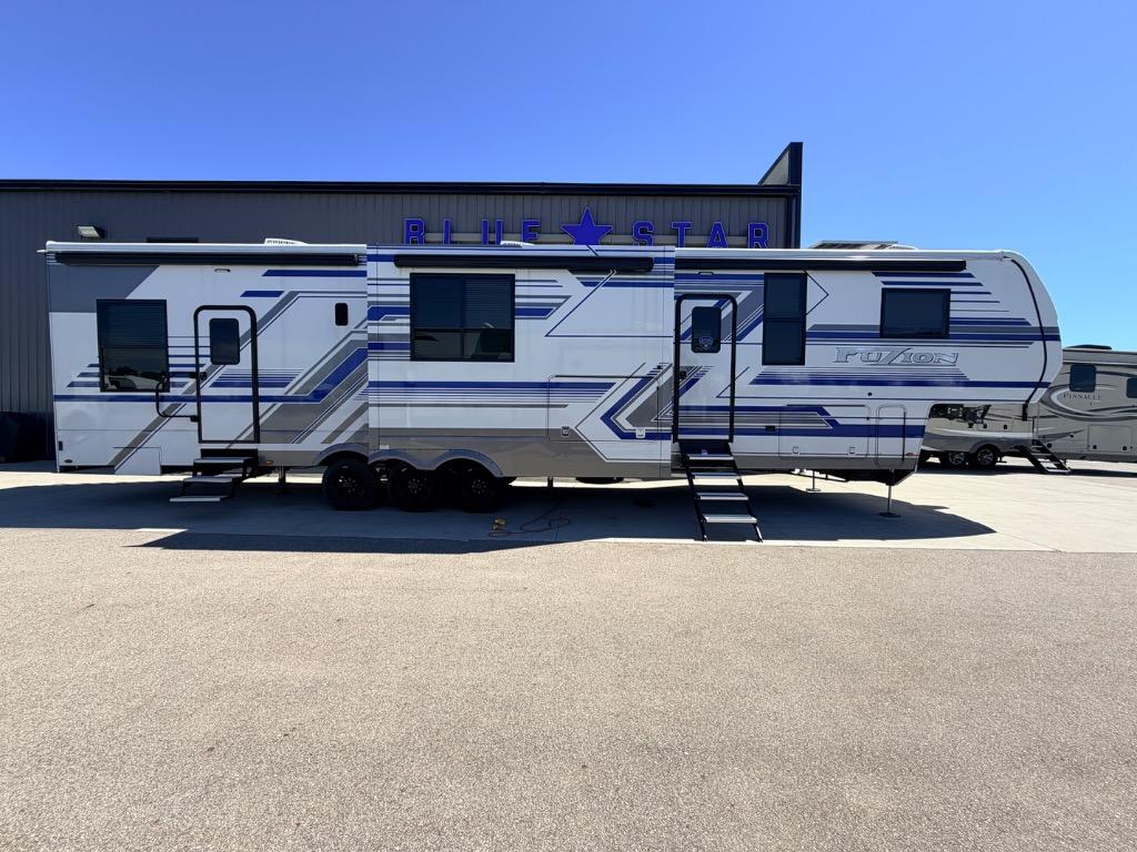 2025 Keystone Rv Fuzion 442 Fifth Wheel Toy Hauler RV