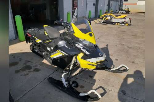 2018 Ski-Doo MXZ® Blizzard Ice Ripper XT 1.25 Rotax® 850 E-TEC® R in big bend WI
