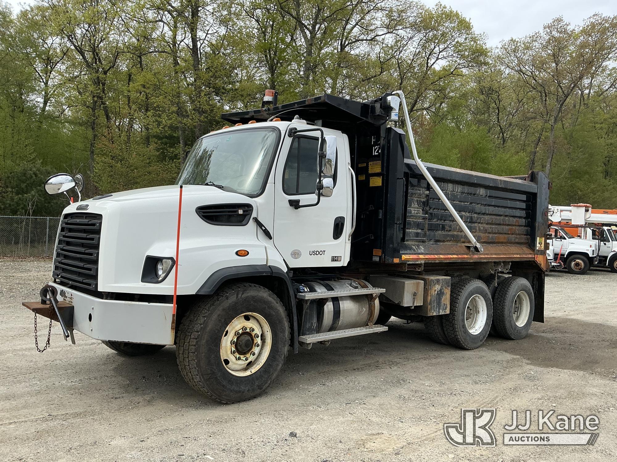 2016 Freightliner 114SD in Shrewsbury, MA