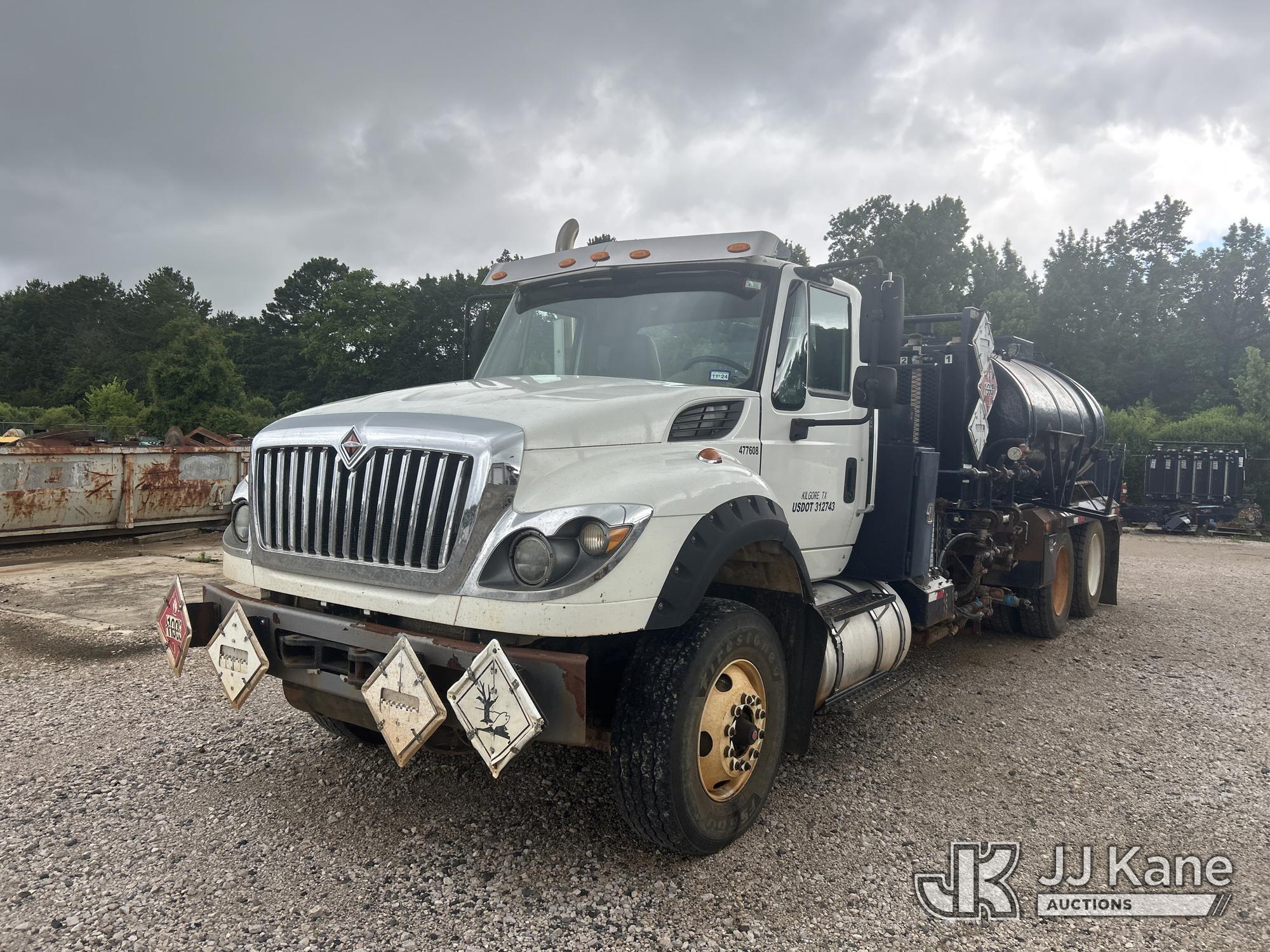 2015 INTERNATIONAL WorkStar 7600 in Kilgore, TX