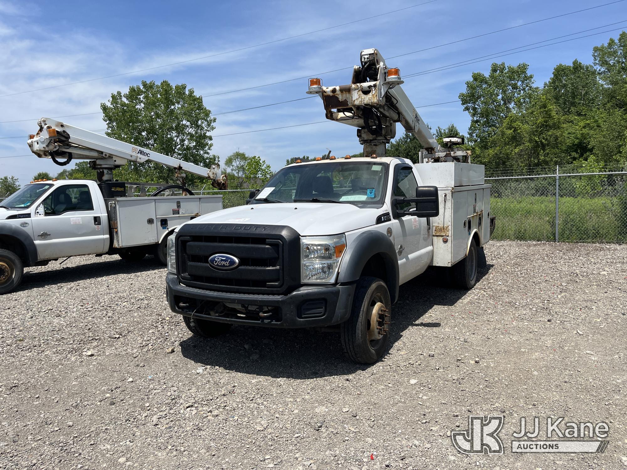 2011 Ford F-450 SD in Louisville, OH
