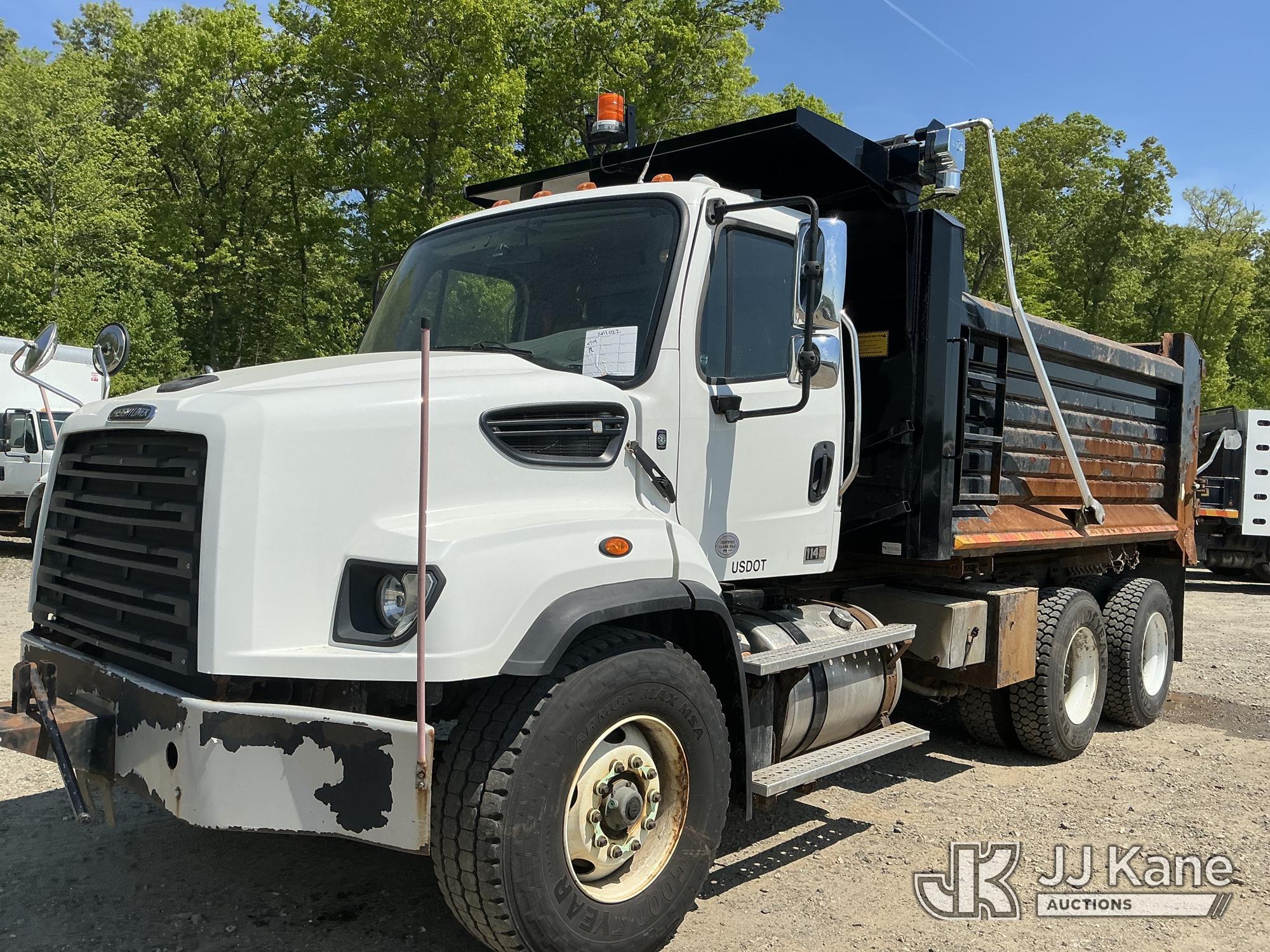 2016 Freightliner 114SD in Shrewsbury, MA