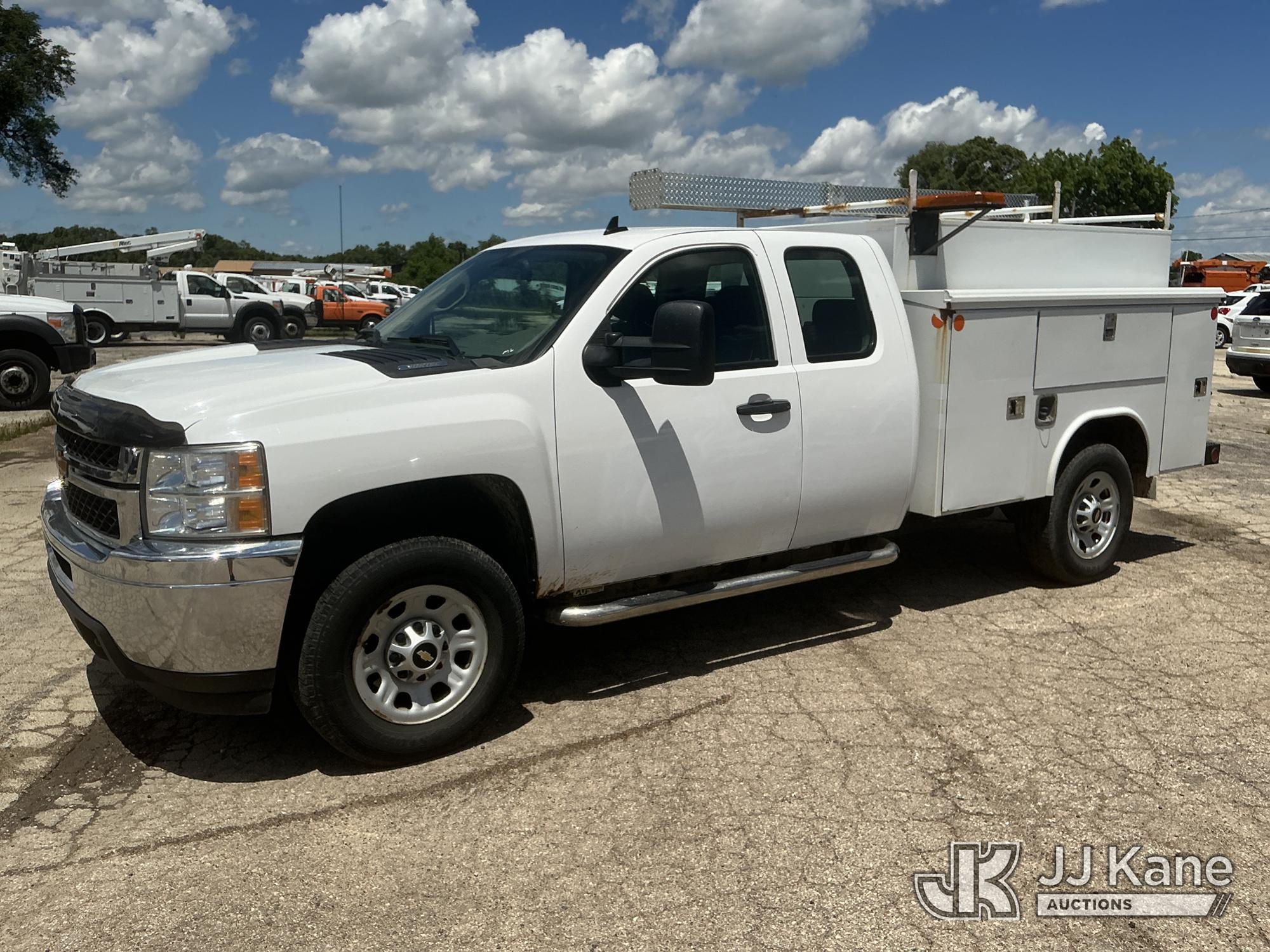 2013 Chevrolet Silverado 3500HD in South Beloit, IL