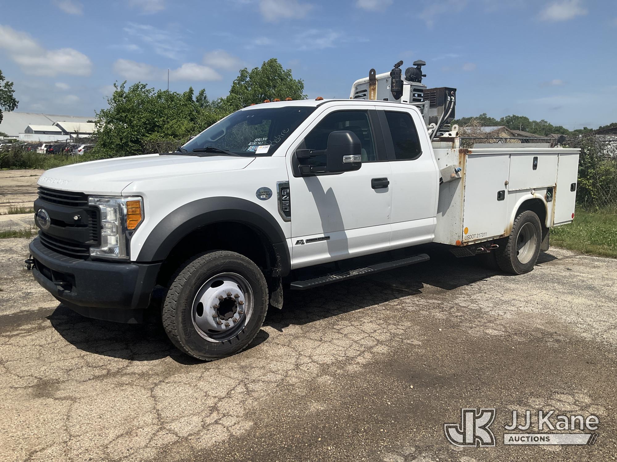 2017 Ford F-450 SD in South Beloit, IL