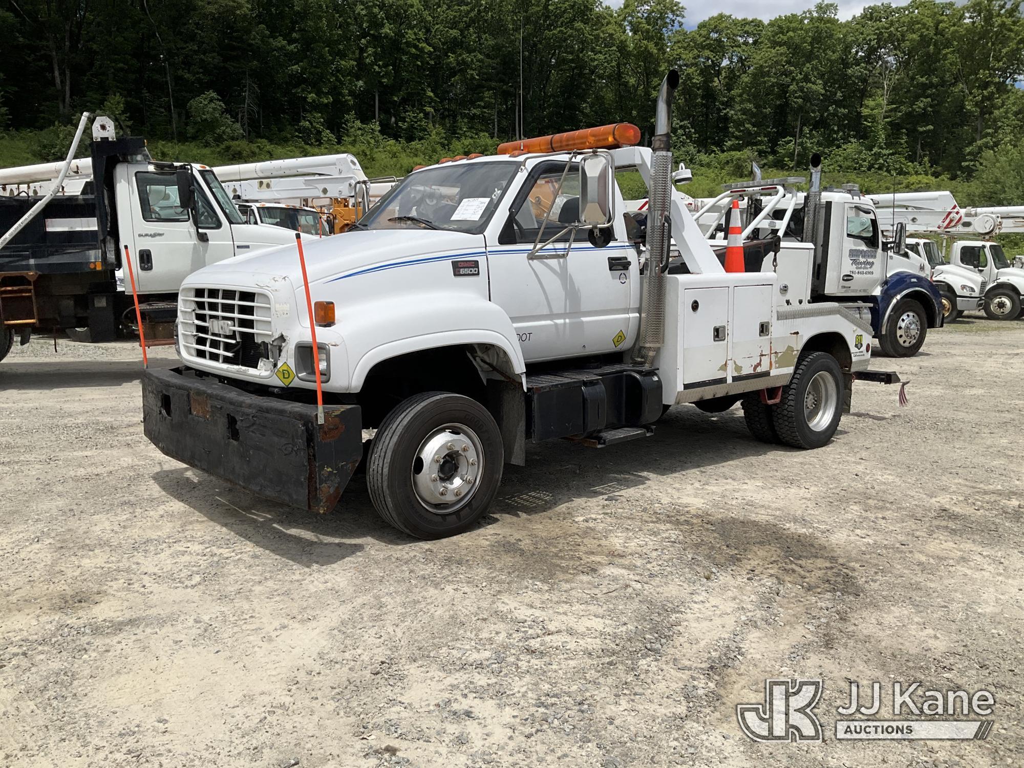 1999 GMC C6500 in Shrewsbury, MA