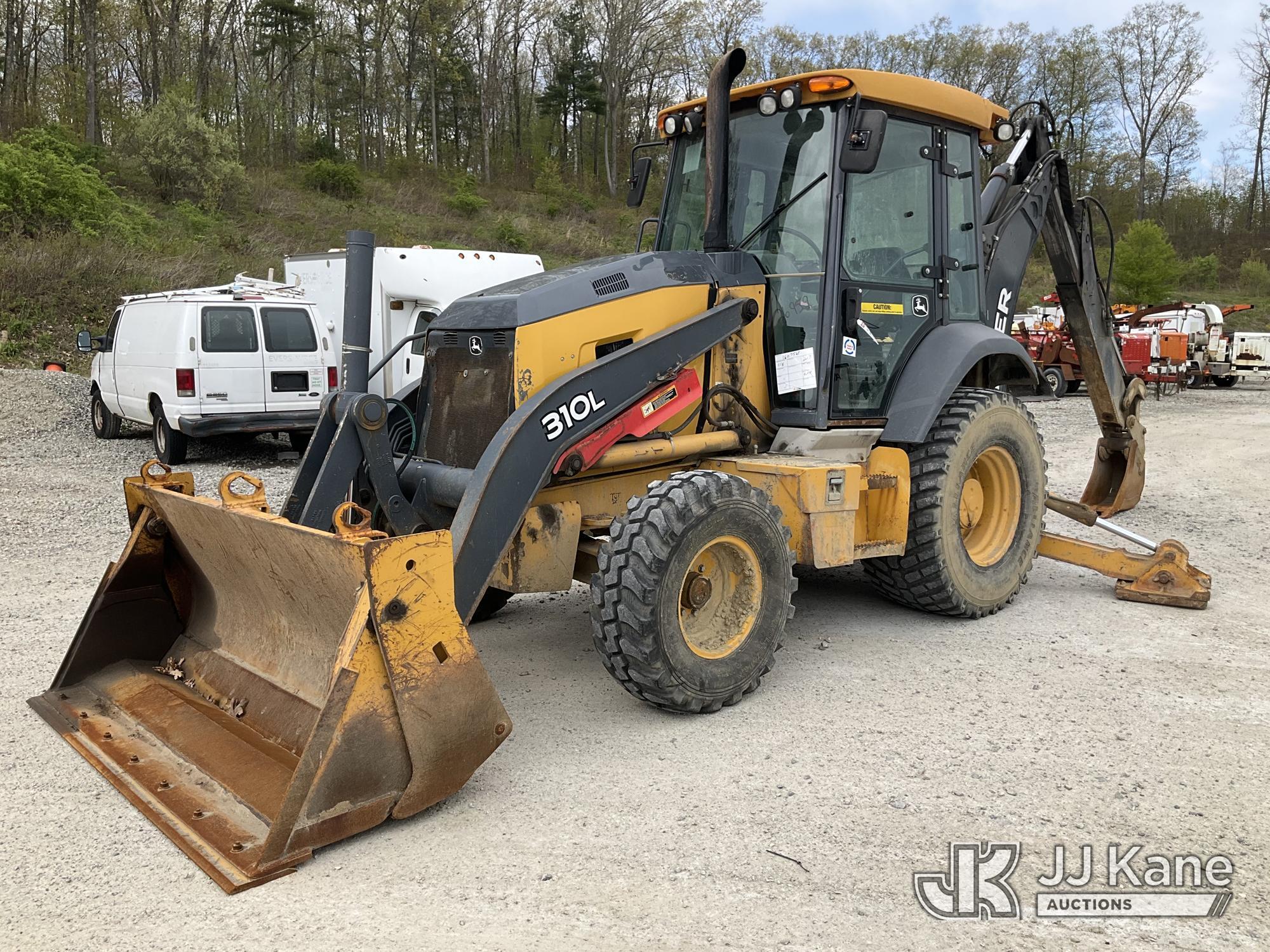 2017 John Deere 310L in Shrewsbury, MA