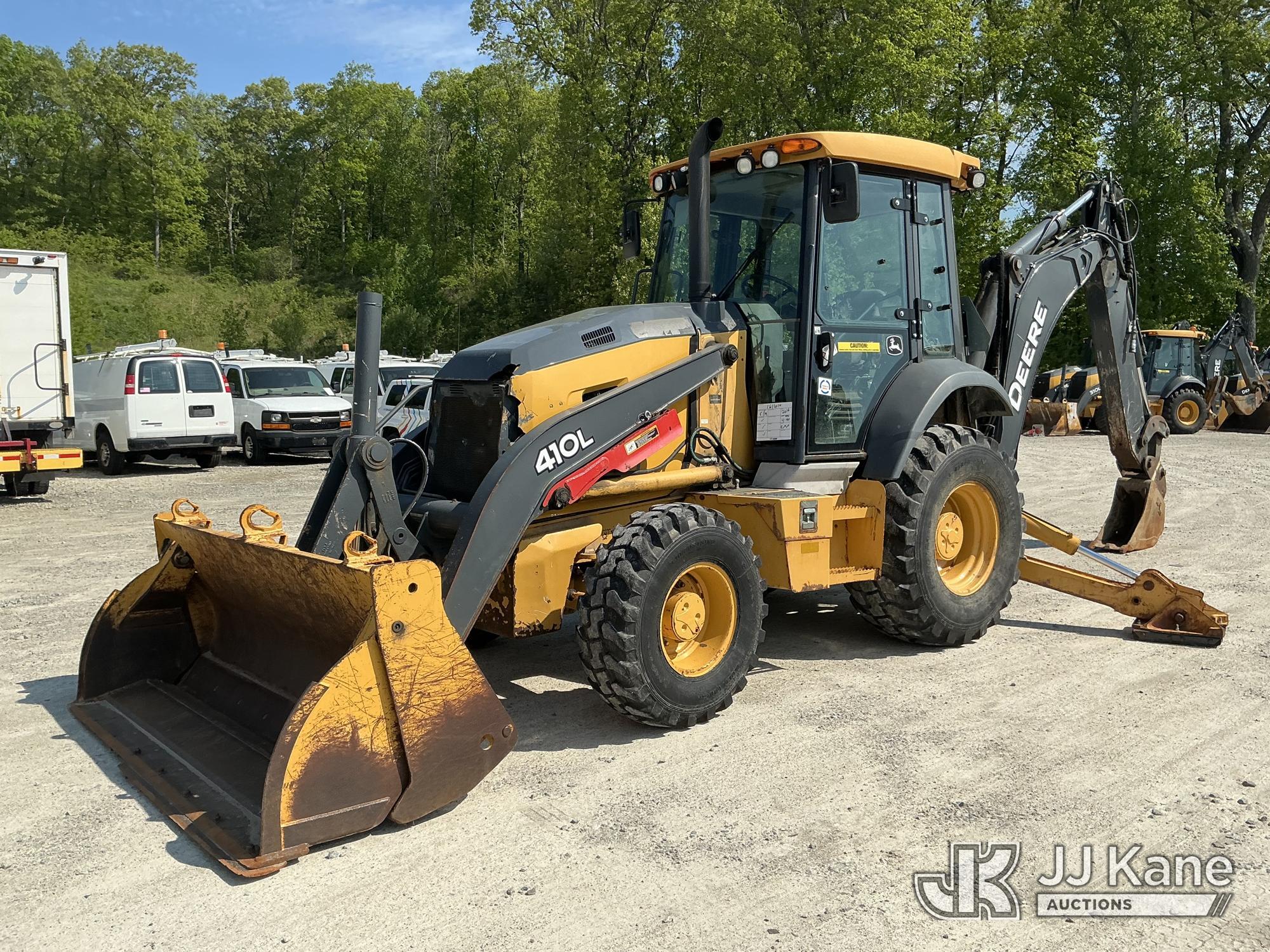 2017 John Deere 410L in Shrewsbury, MA