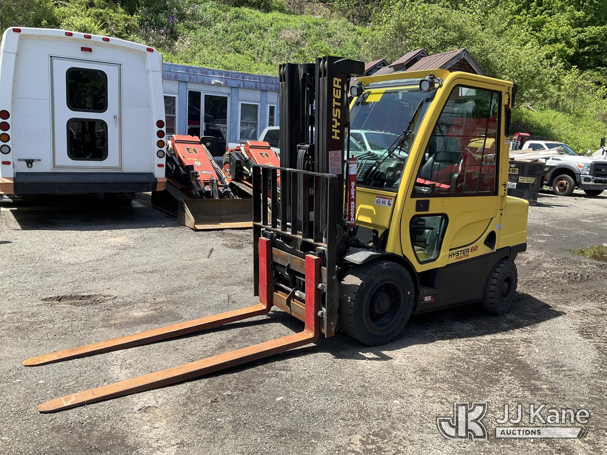 2016 Hyster H60FT in Branchville, NJ