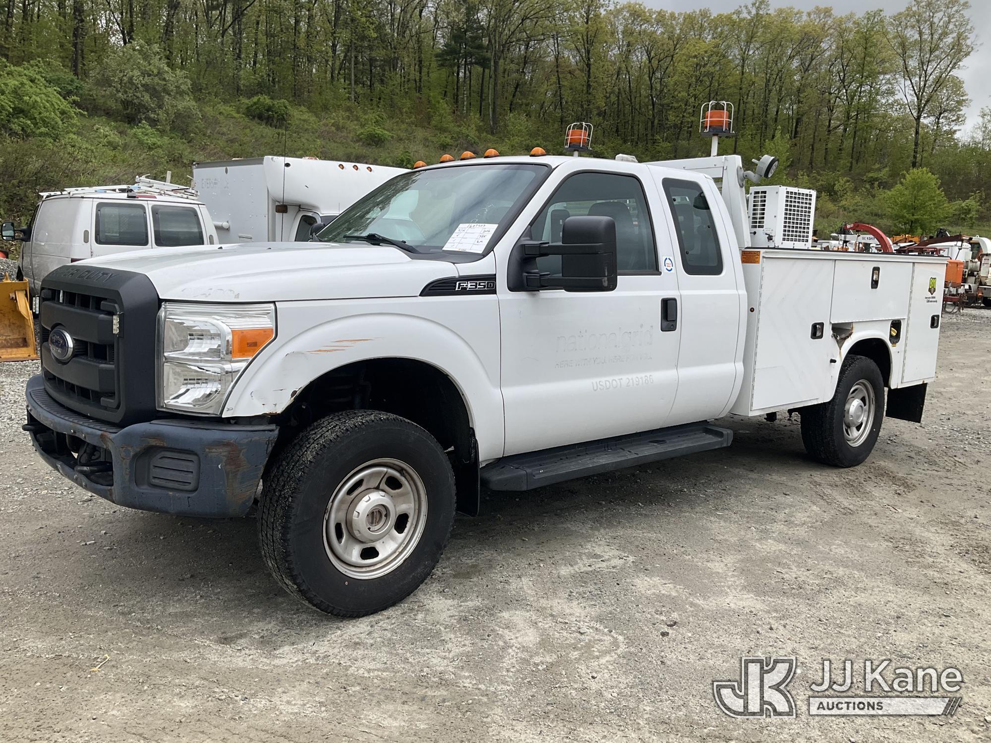 2016 FORD F-350 in Shrewsbury, MA