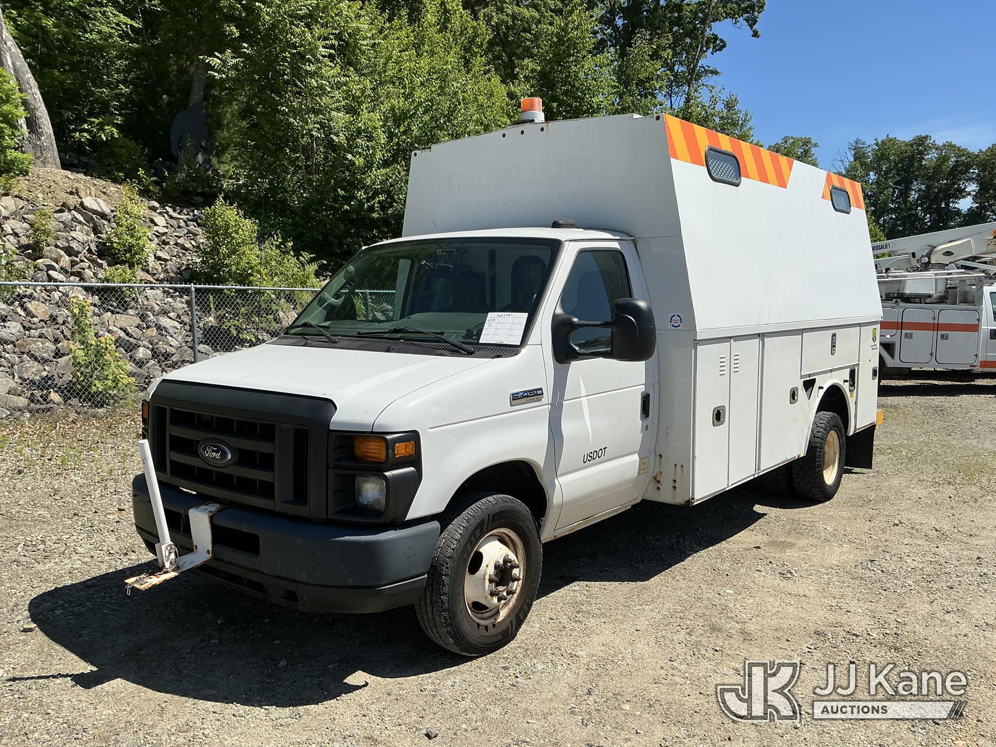 2016 FORD ECONOLINE in Shrewsbury, MA