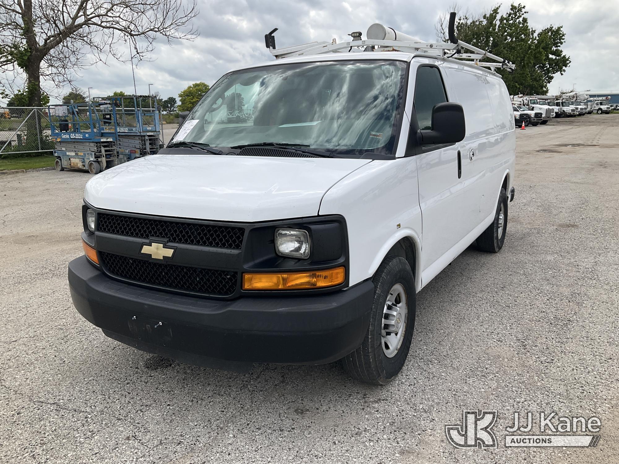 2013 CHEVROLET Express G2500 in Kansas City, MO