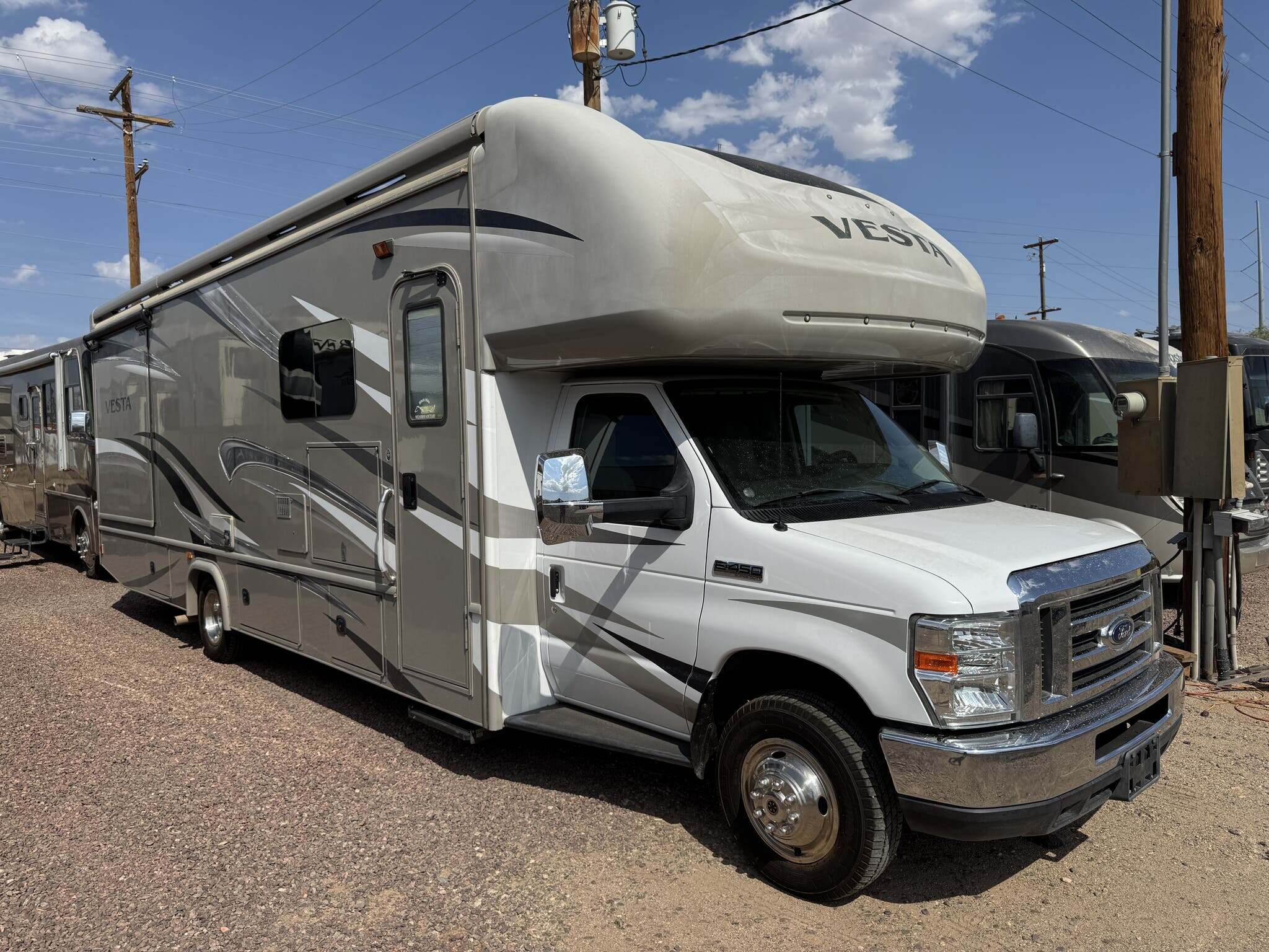2017 Holiday Rambler Vesta 31U RV