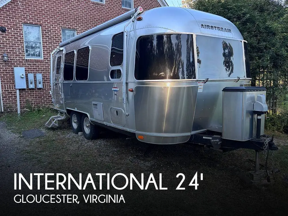 2017 Airstream International Signature 23FB