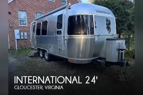 2017 Airstream International Signature 23FB