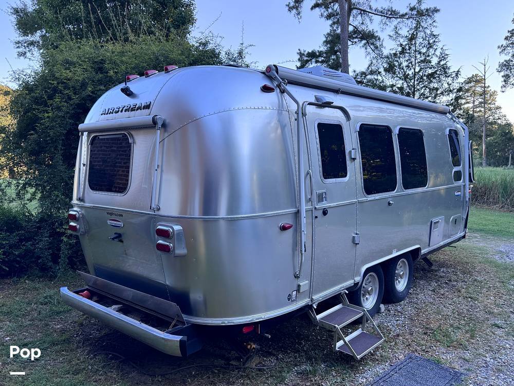 2017 Airstream International Signature 23FB in gloucester VA