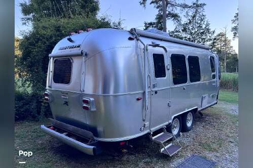 2017 Airstream International Signature 23FB in gloucester VA