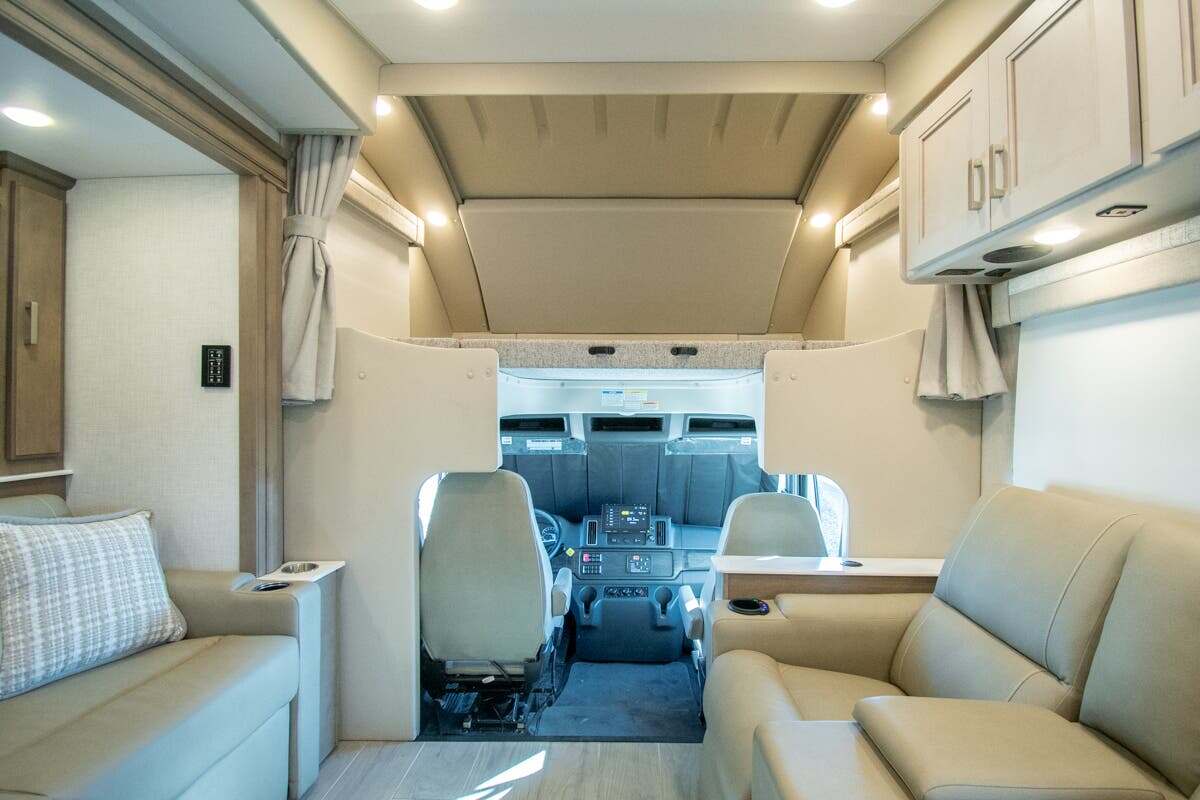 2026 Thor Motor Coach Inception HD 38FX in alvarado TX