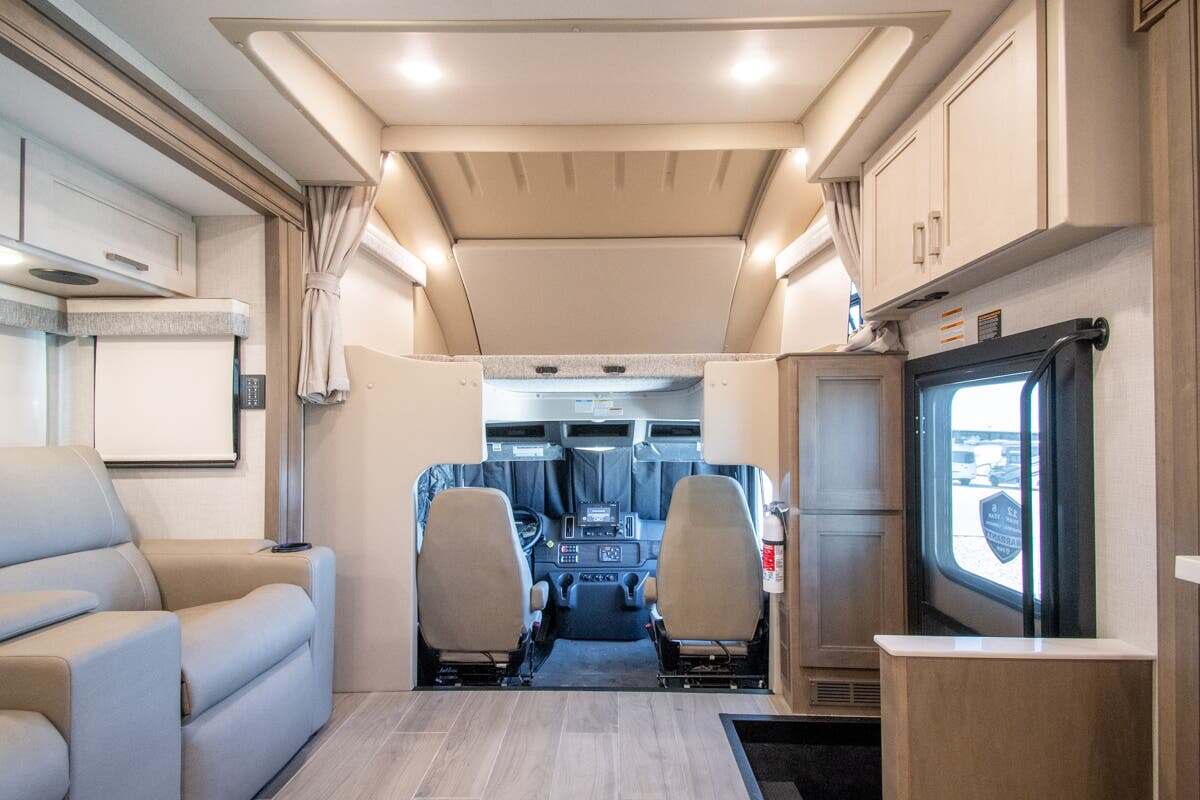 2026 Thor Motor Coach Pasadena SV 38DX in alvarado TX