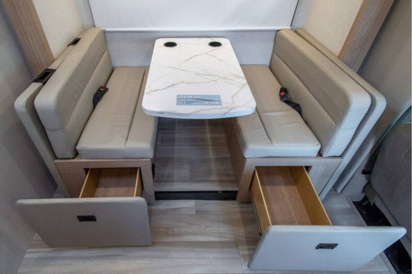 A photo of this 2027 Thor Motor Coach Geneva 25VZ