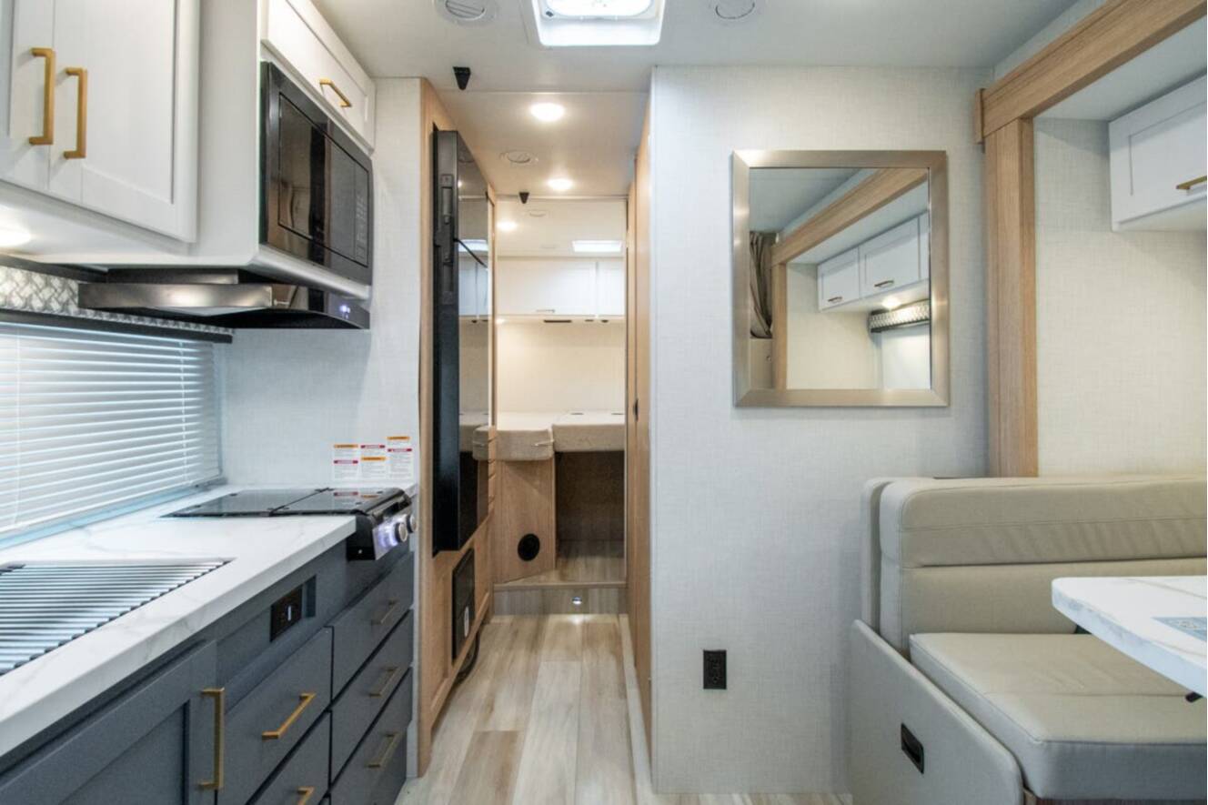 A photo of this 2027 Thor Motor Coach Geneva 25VZ