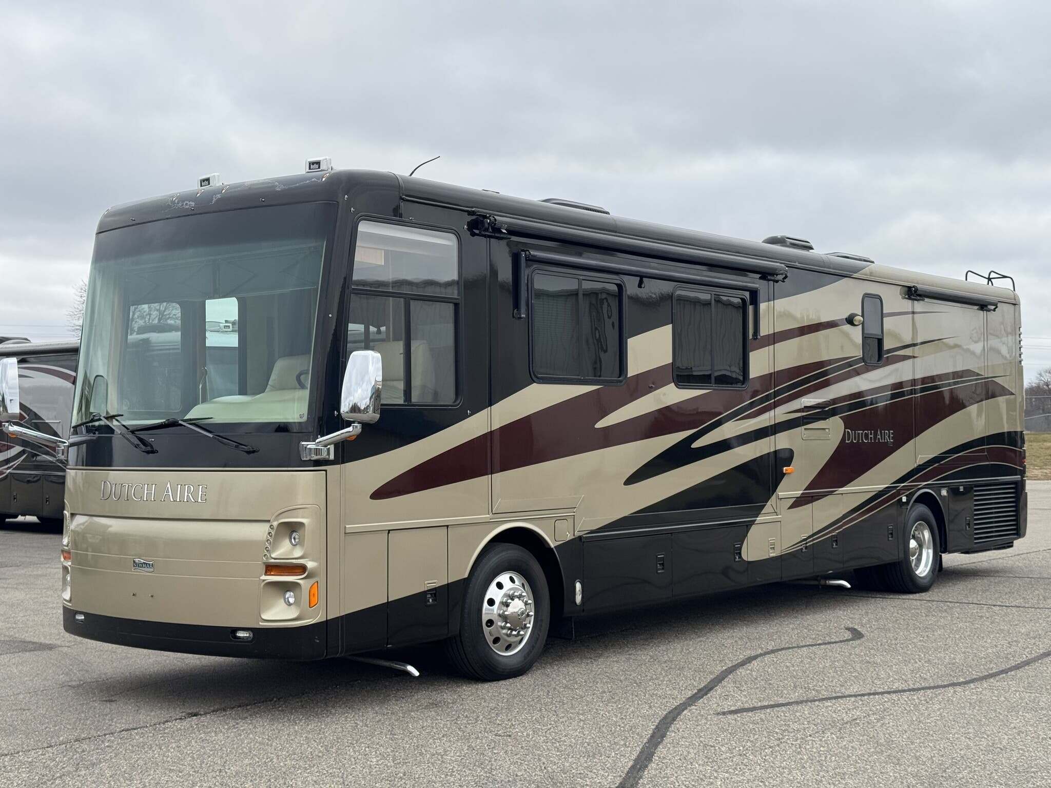 2010 Newmar Dutch Aire 4023 in garfield MN