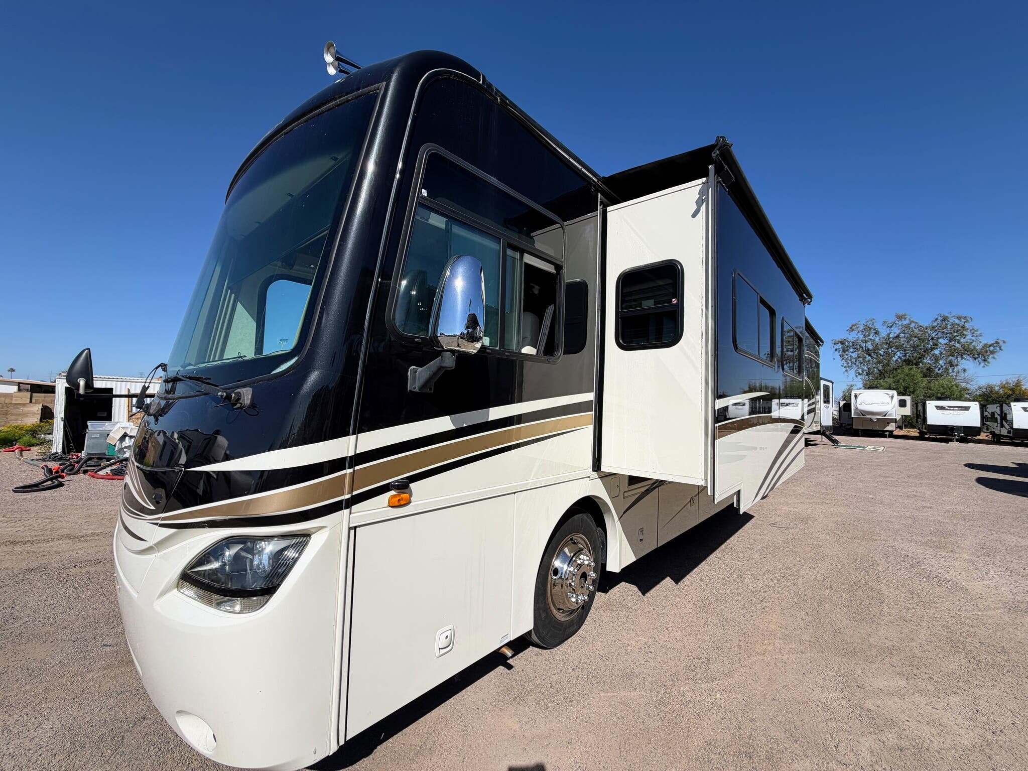 2013 Coachmen Sportscoach Cross Country 406QS in mesa AZ
