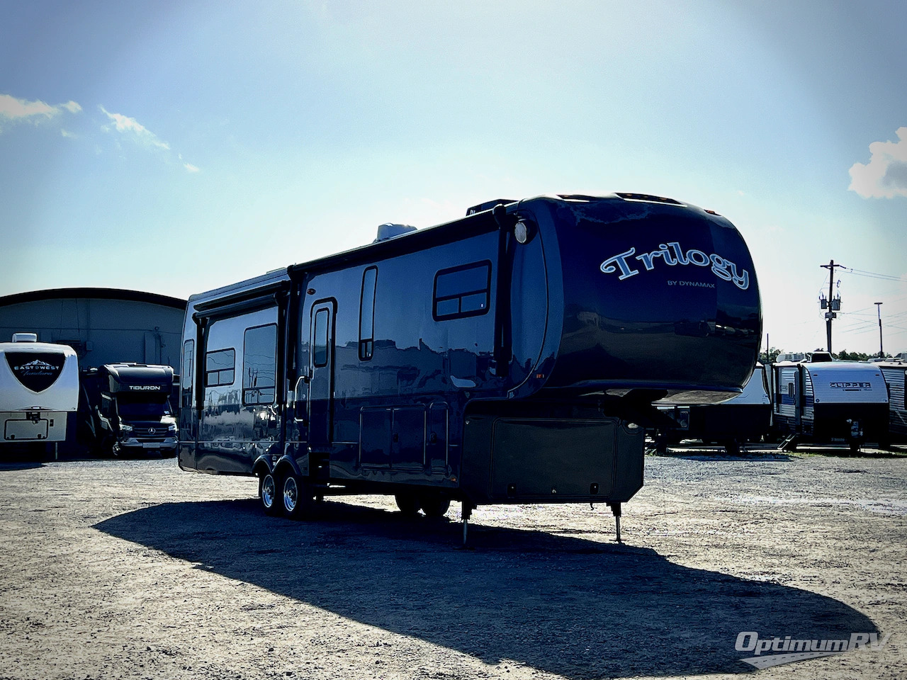 2013 Dynamax Corp Trilogy 3800RL in mims FL