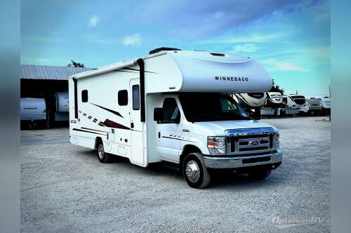 2019 Winnebago Outlook 27D in mims FL
