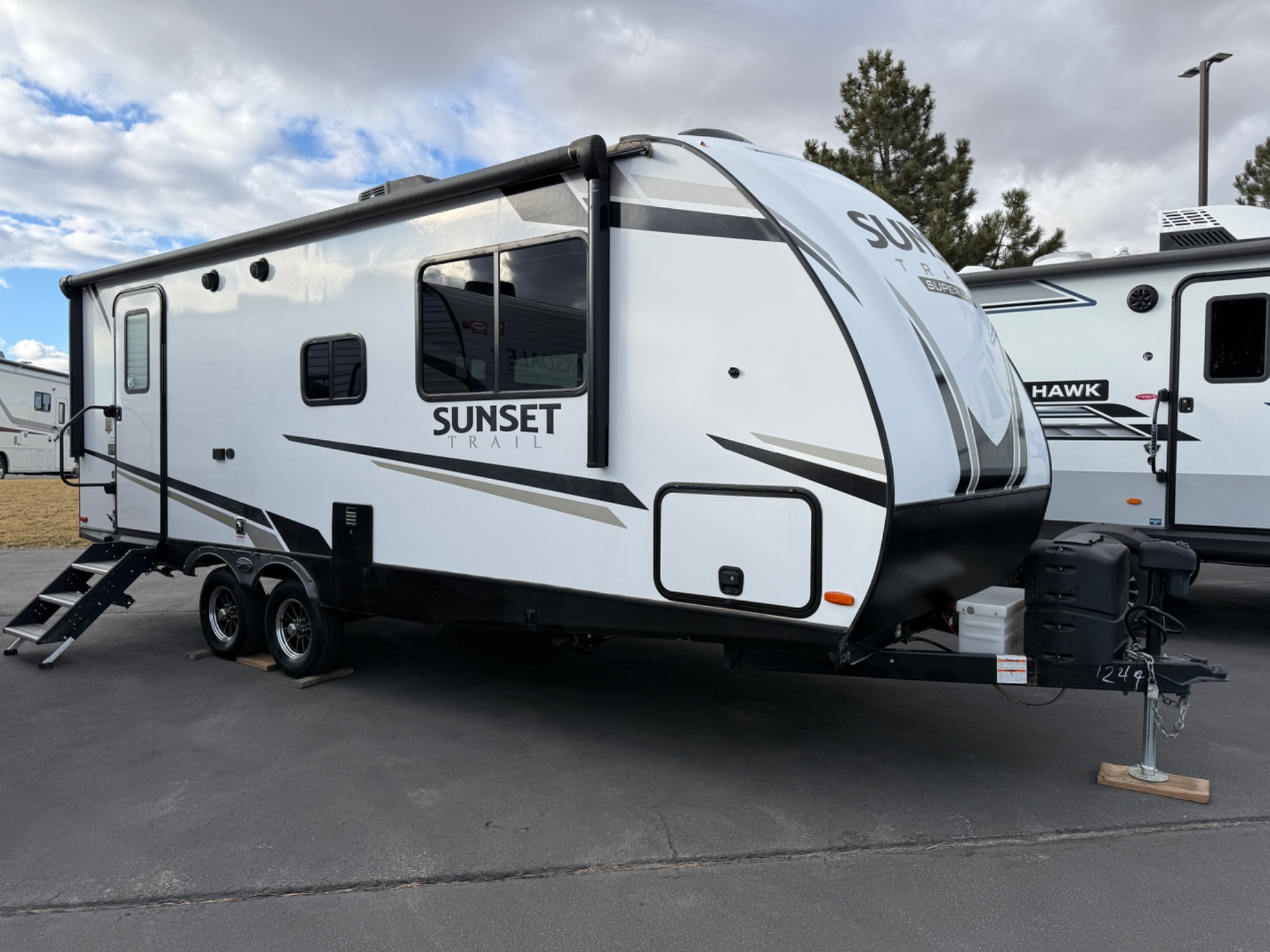 2022 Crossroads Sunset Trail Super Lite SS212RB in billings MT