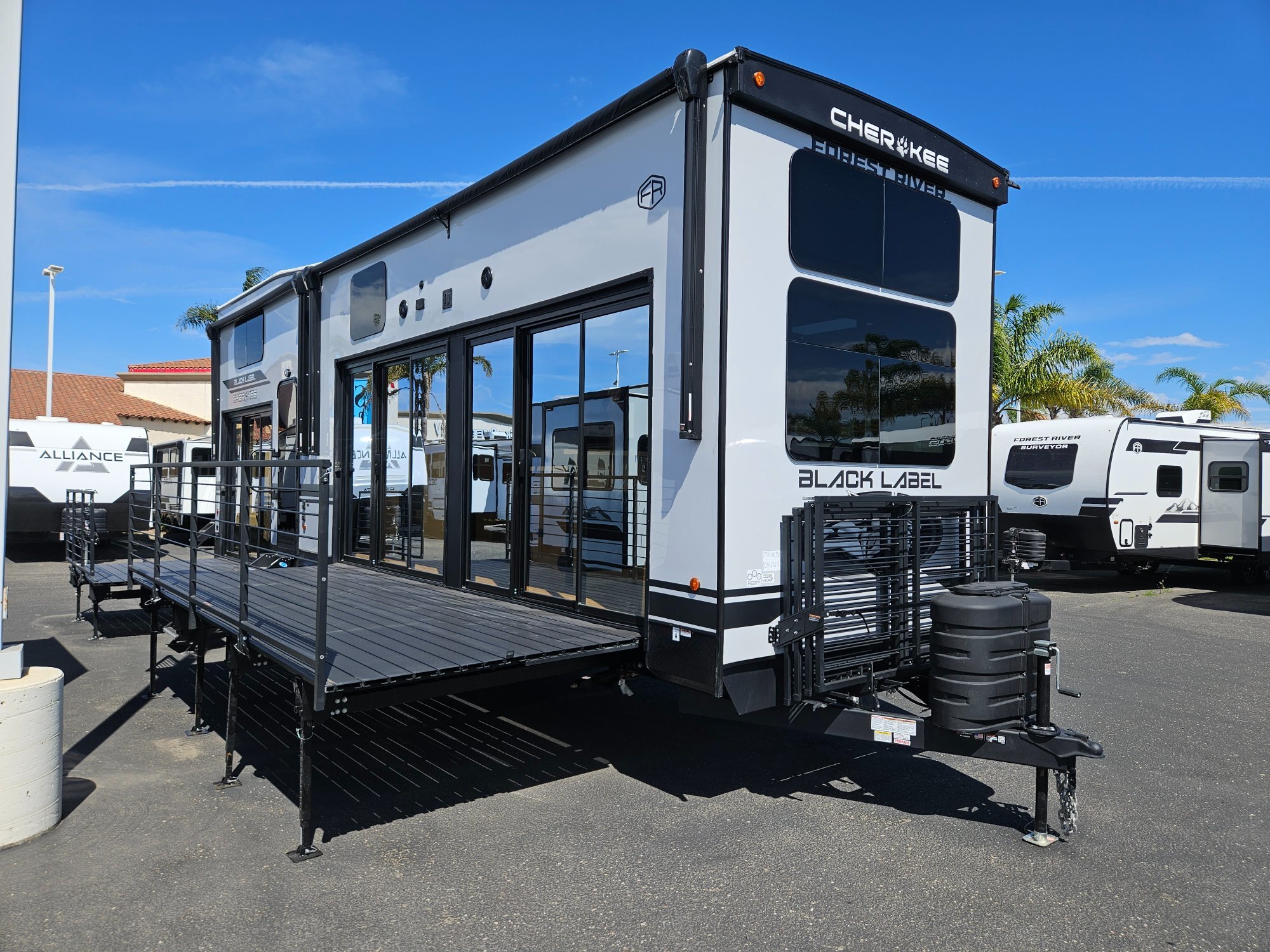 2026 Forest River Rv Cherokee Timberwolf Black Label 27MDKBL in santa maria CA