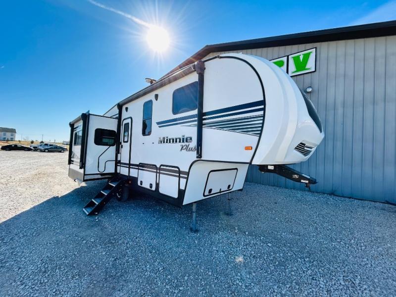 2020 Winnebago Minnie Plus 27RLTS in lamoni IA