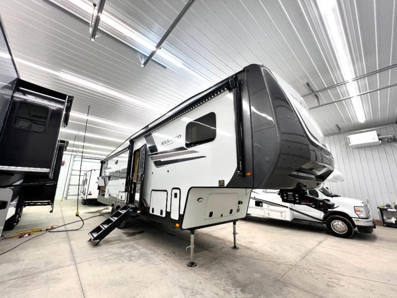 2026 Forest River Rockwood Signature R374DBH RV