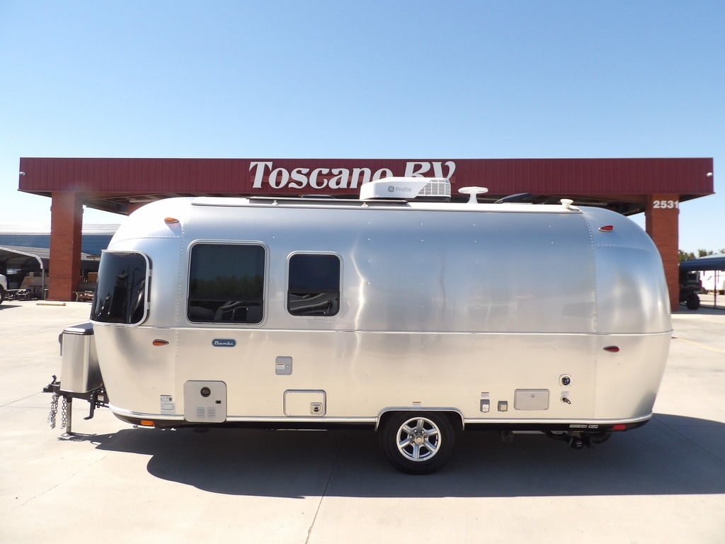 2025 Airstream Bambi 22FB in los banos