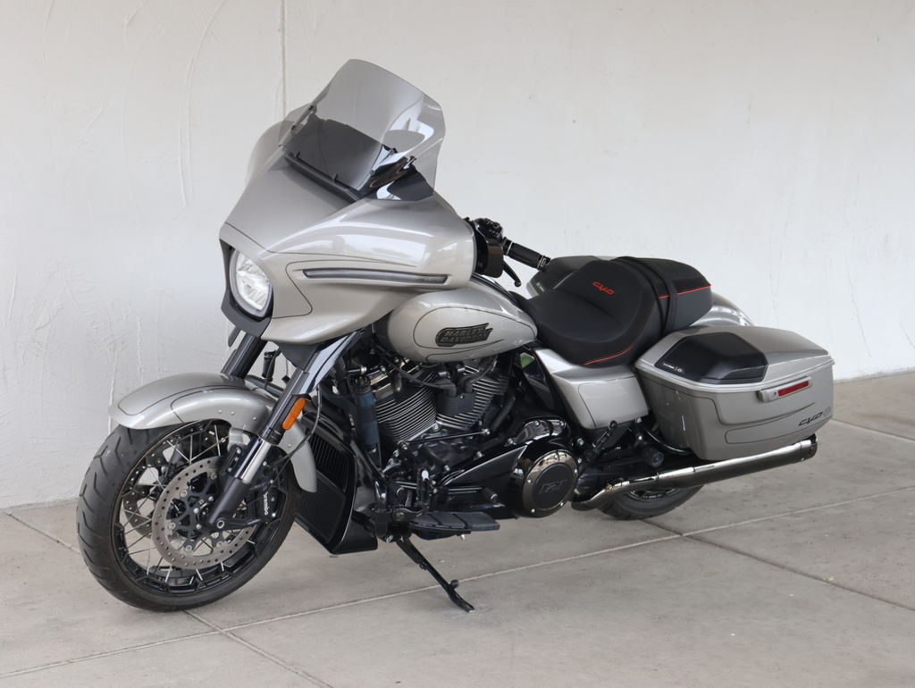 Harley-Davidson Street Glide Cvo Motorcycles For Sale Near Phoenix