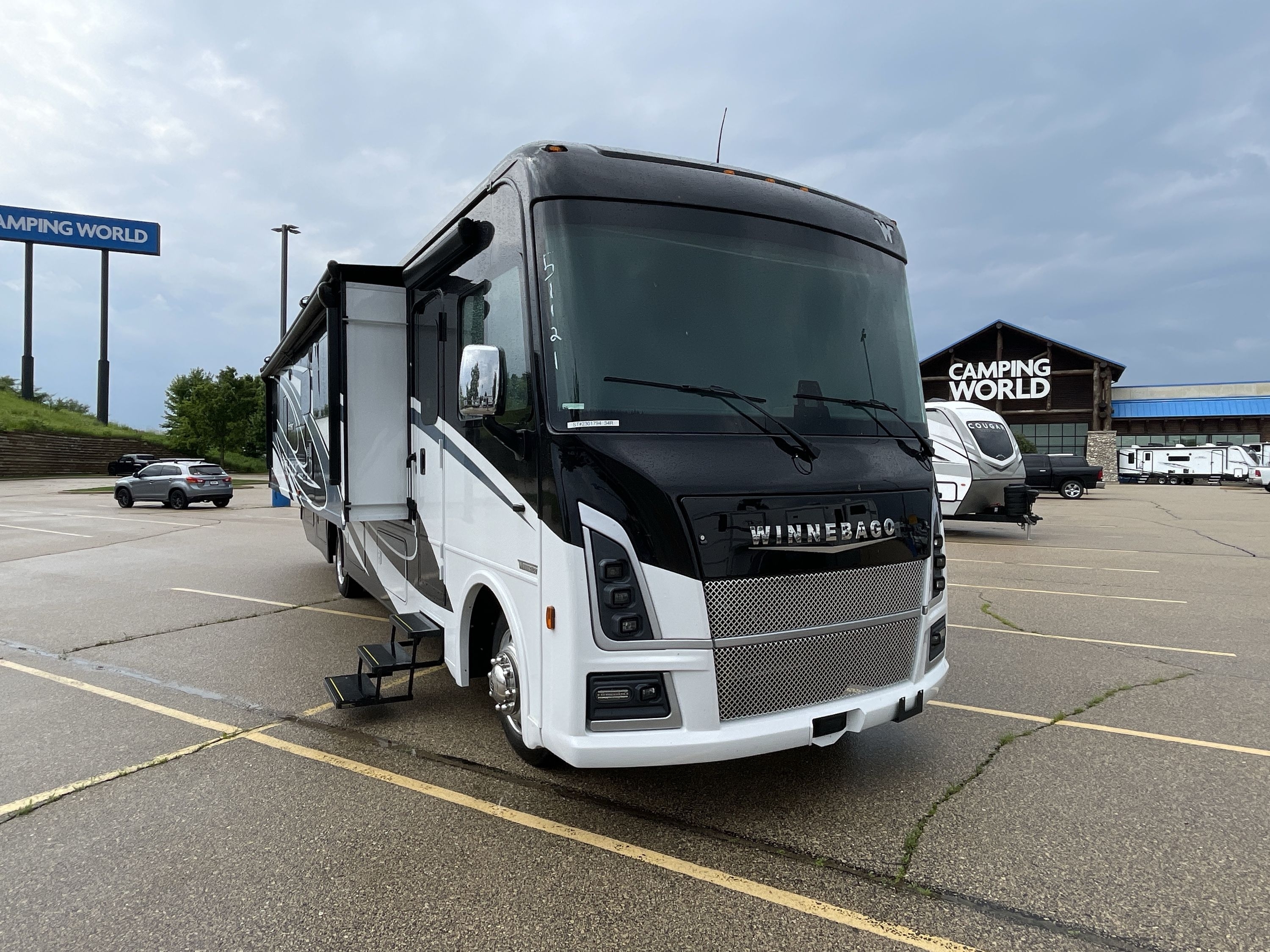 2025 Winnebago SUNSTAR 34R in deforest WI