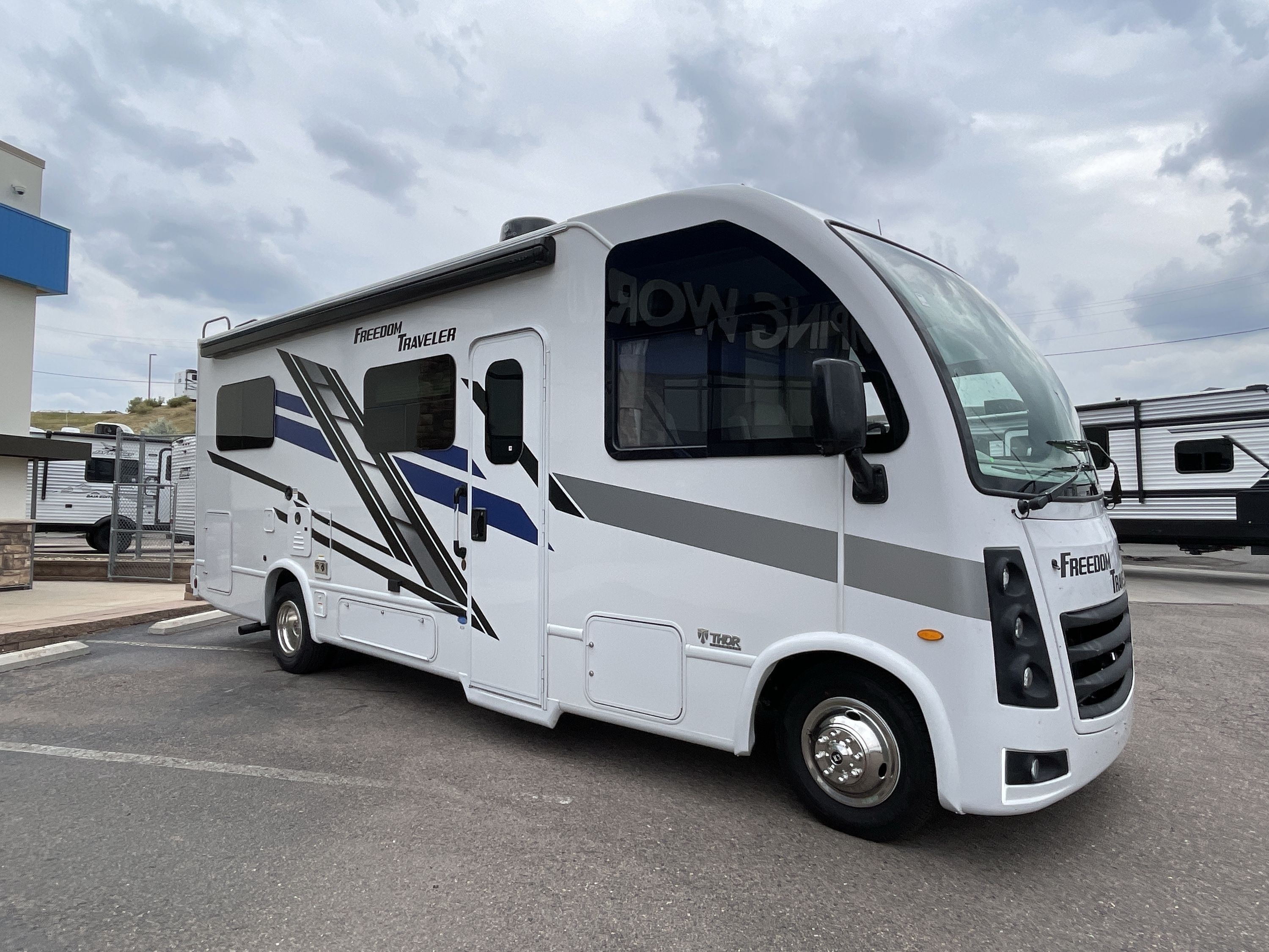 2026 Thor FREEDOM TRAVELER A24 in golden CO