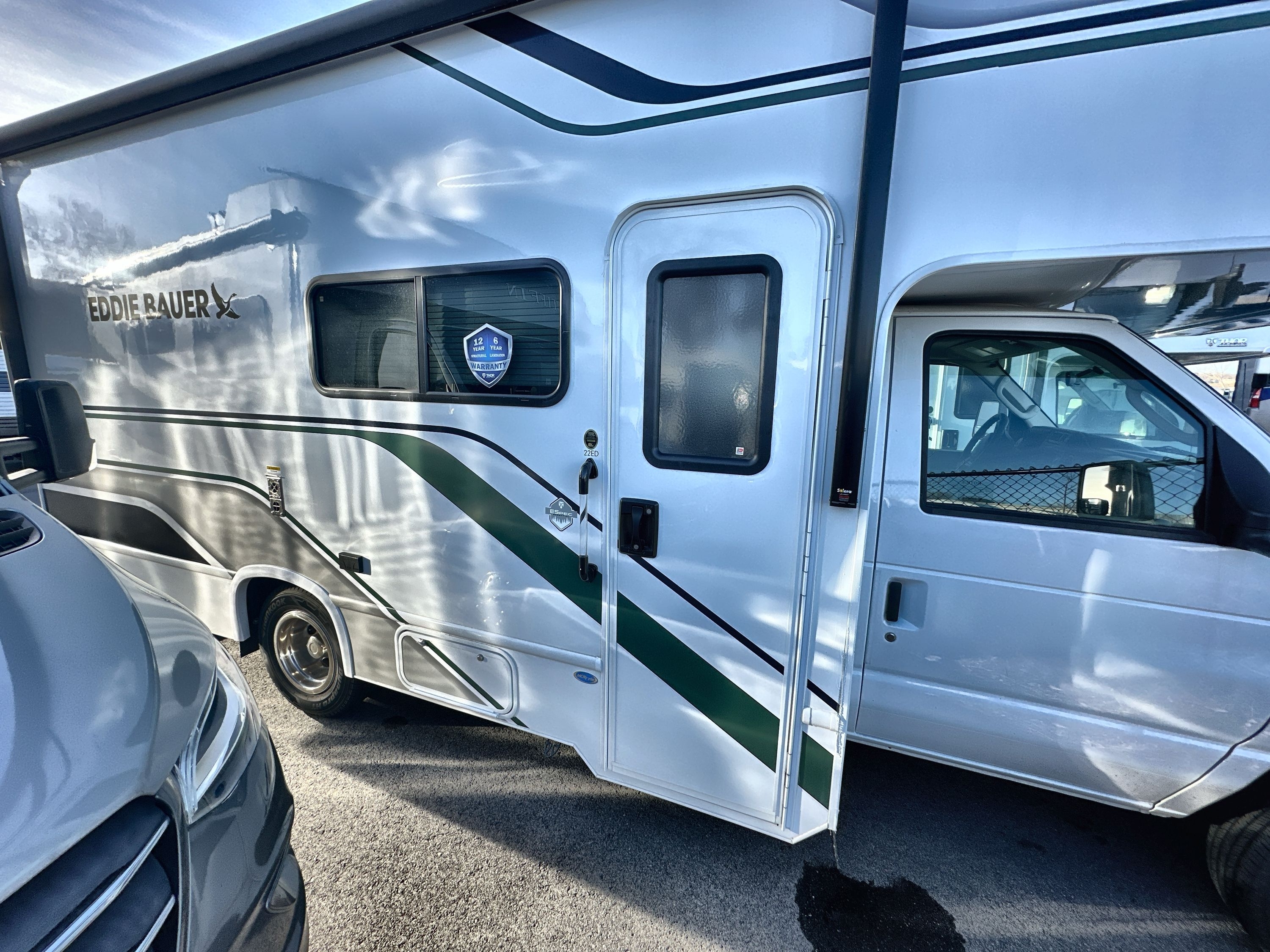 2026 Thor EDDIE BAUER 22EDF in billings MT