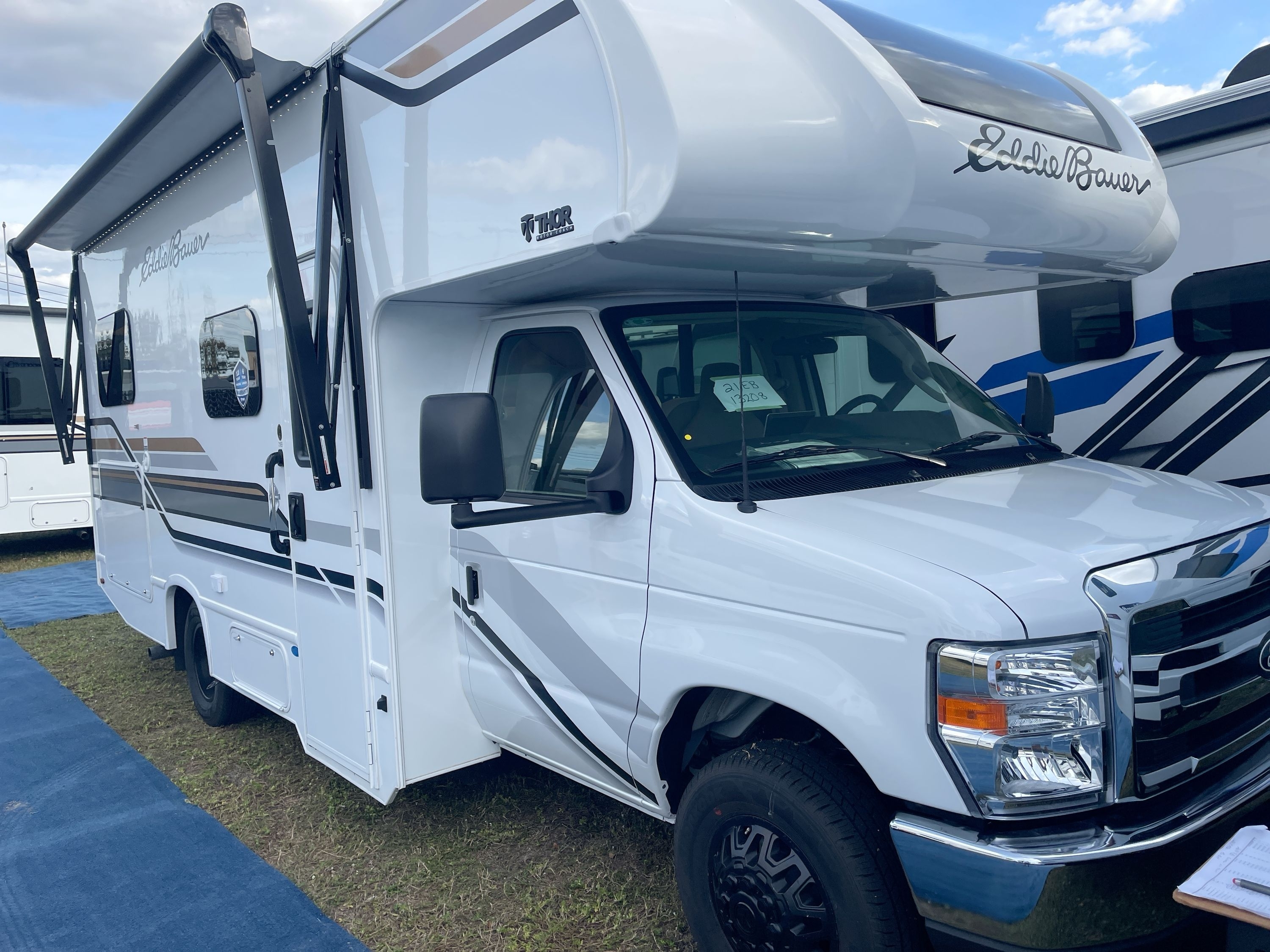 2026 Thor EDDIE BAUER 21EBF in dover FL