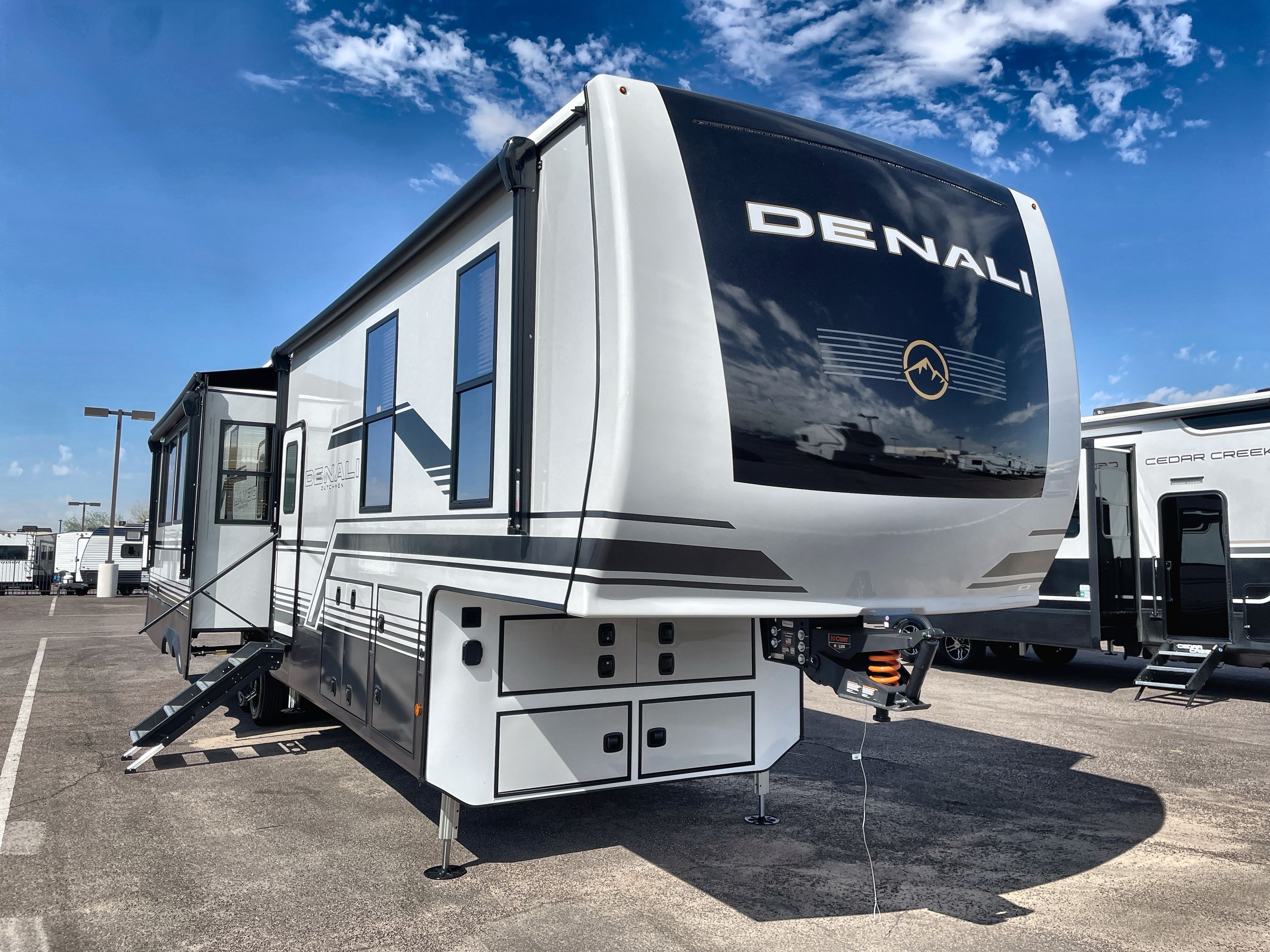 2026 Dutchmen DENALI 366RK in avondale AZ