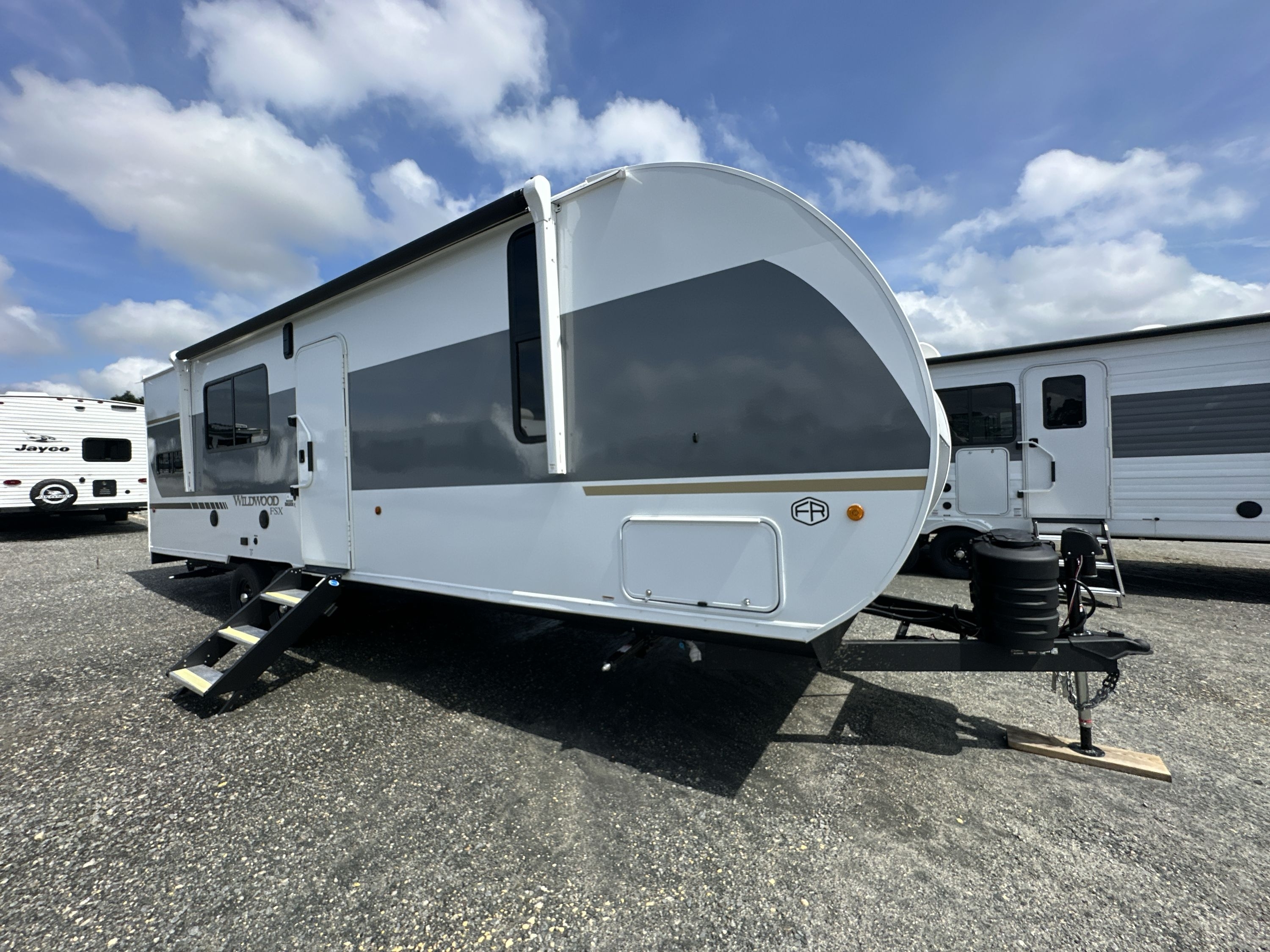 2026 Forest River WILDWOOD FSX 270RTKX in thornburg VA
