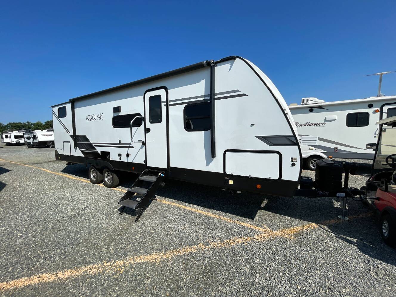 A photo of this 2023 Dutchmen KODIAK 283BHSL