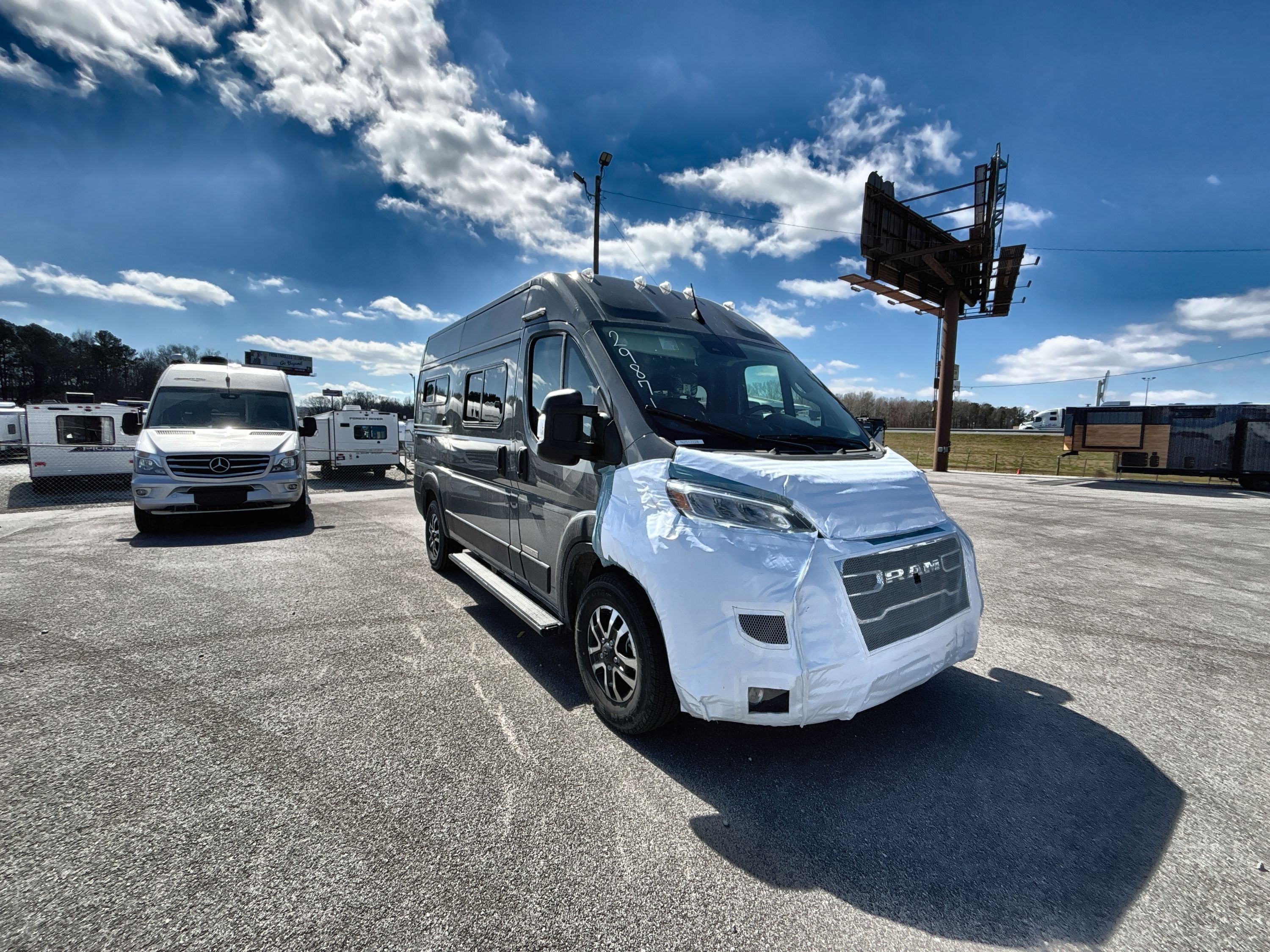 2025 Winnebago SOLIS POCKET 36A in chattanooga TN