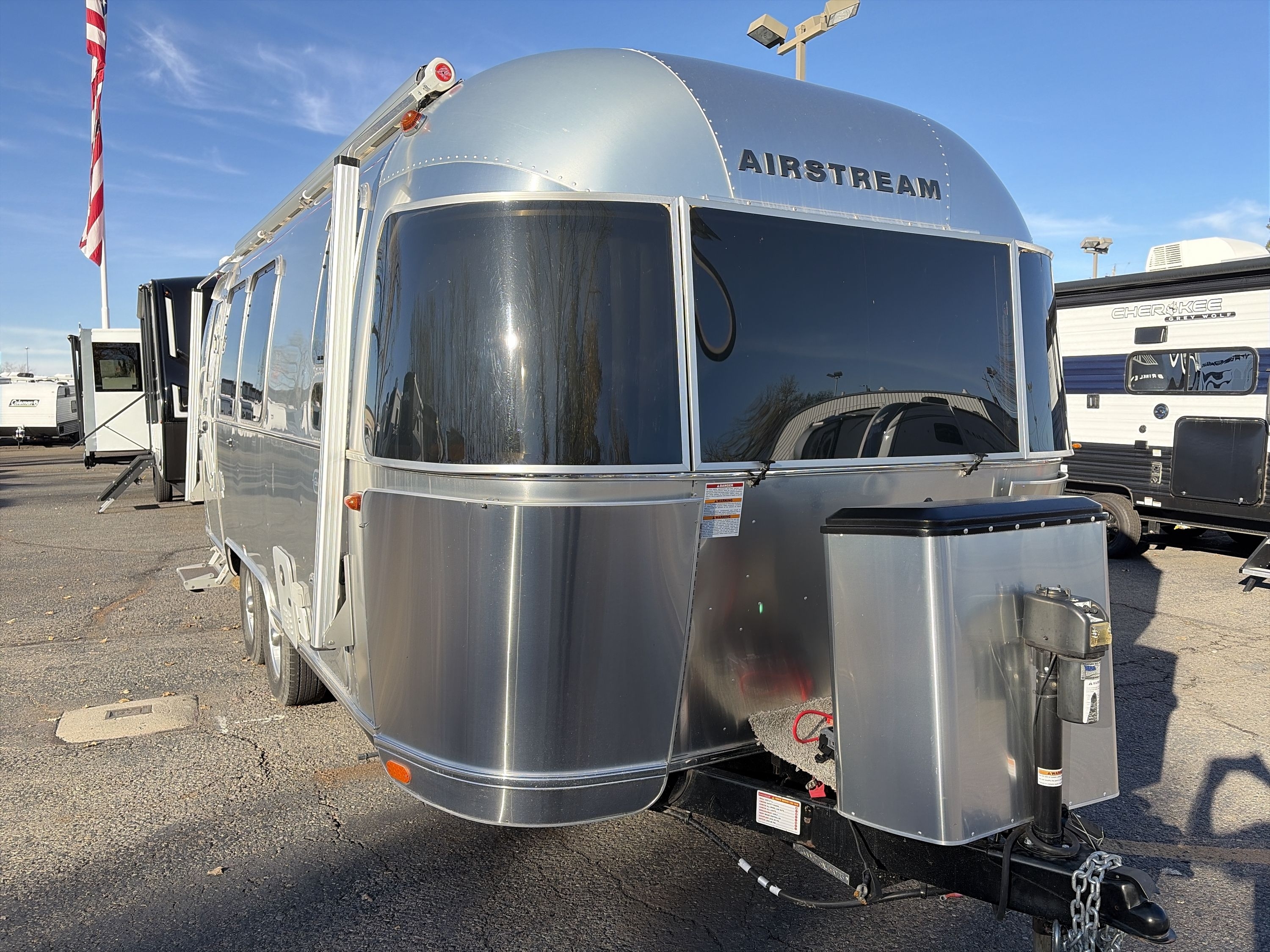 2022 Airstream GLOBETROTTER 23FB QUEEN in reno NV
