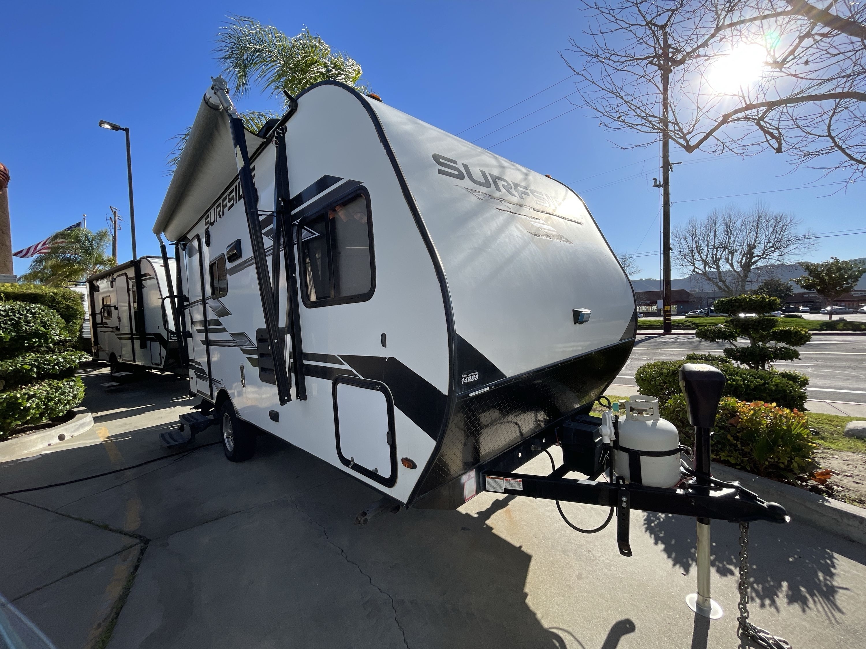 2021 Pacific Coachworks SURF SIDE 14RBS in temecula CA