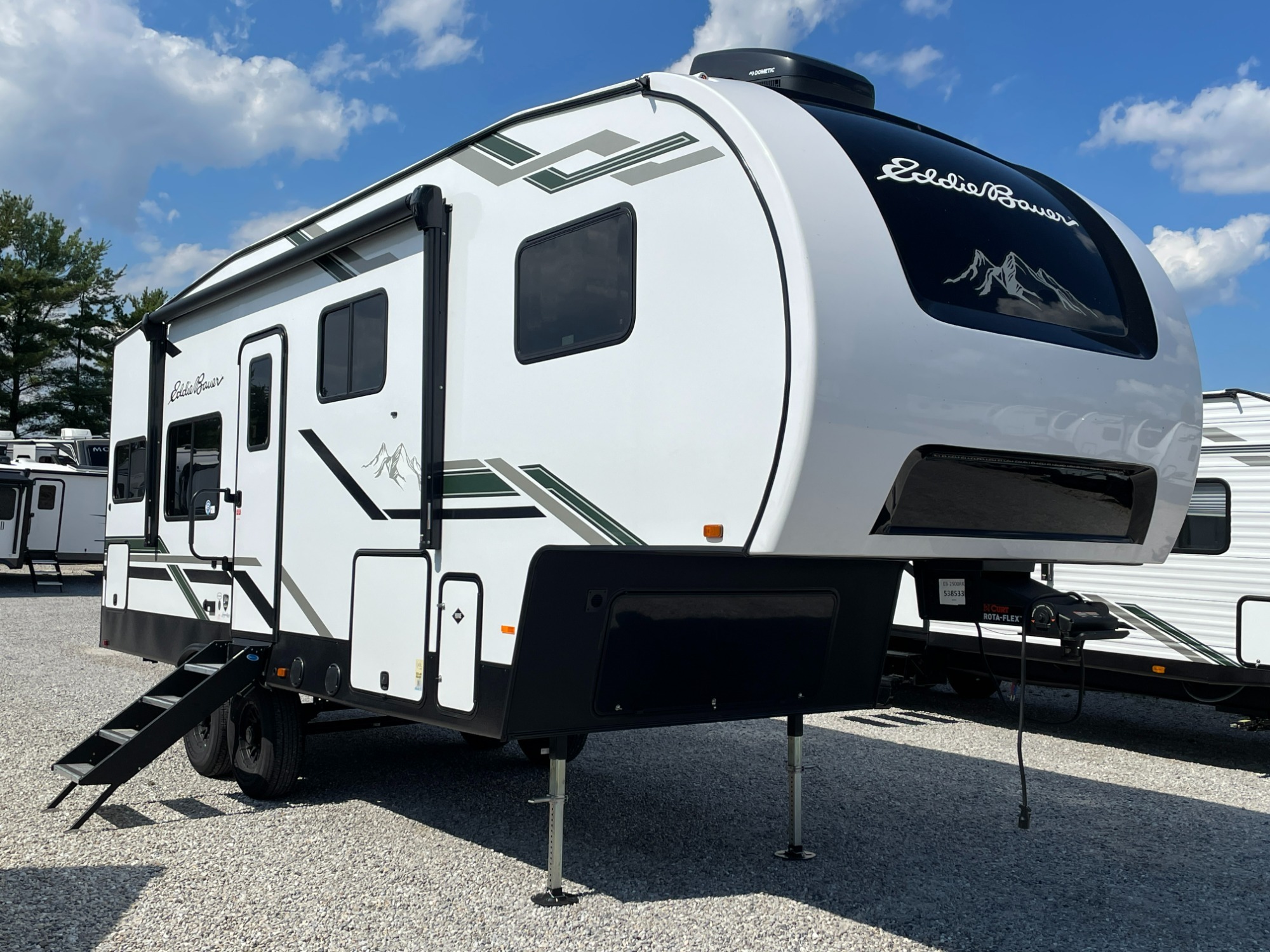2025 Heartland EDDIE BAUER SIGNATURE 2500RK in hanover PA