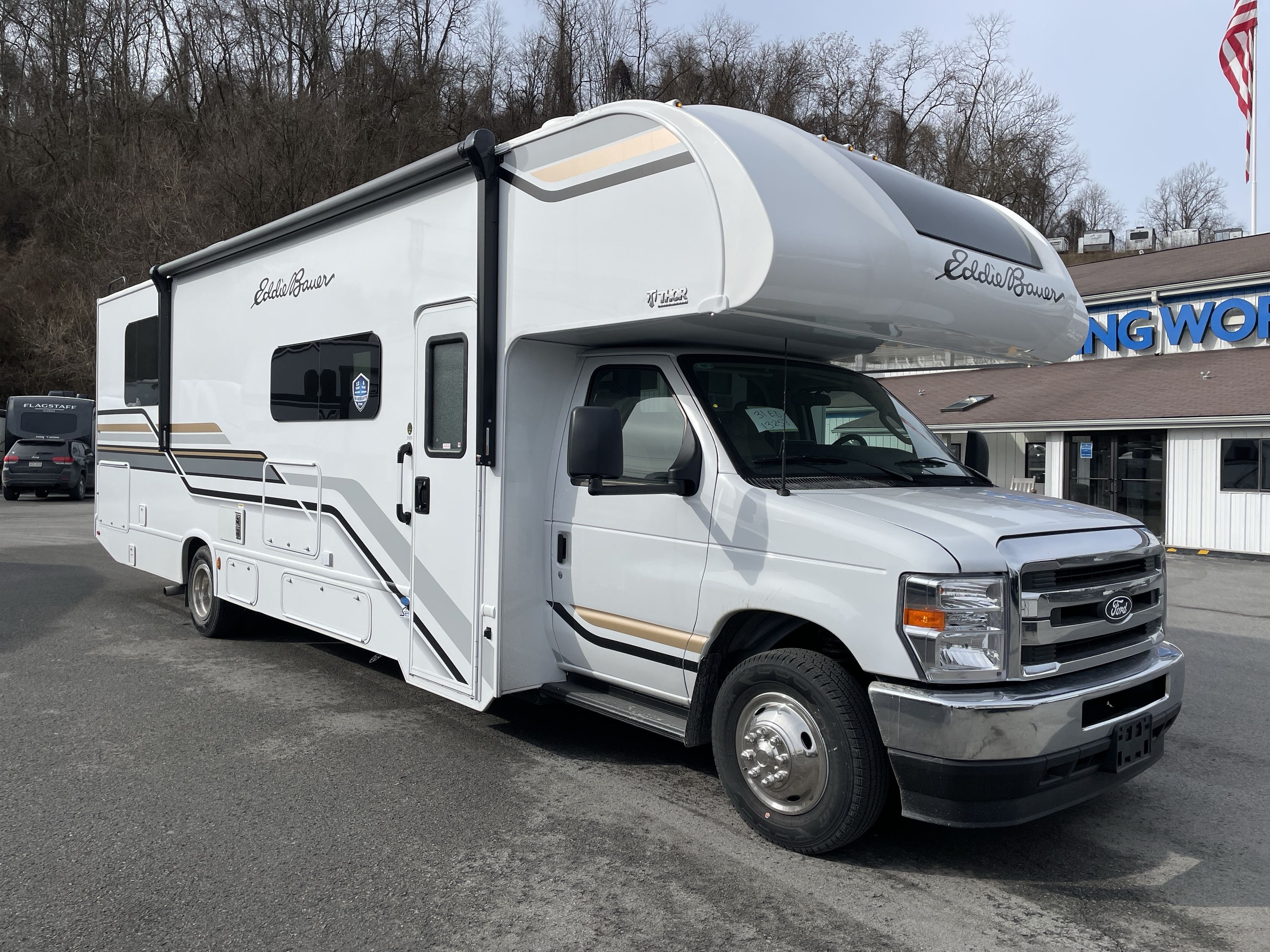 2026 Thor EDDIE BAUER 31ED in fairmont WV