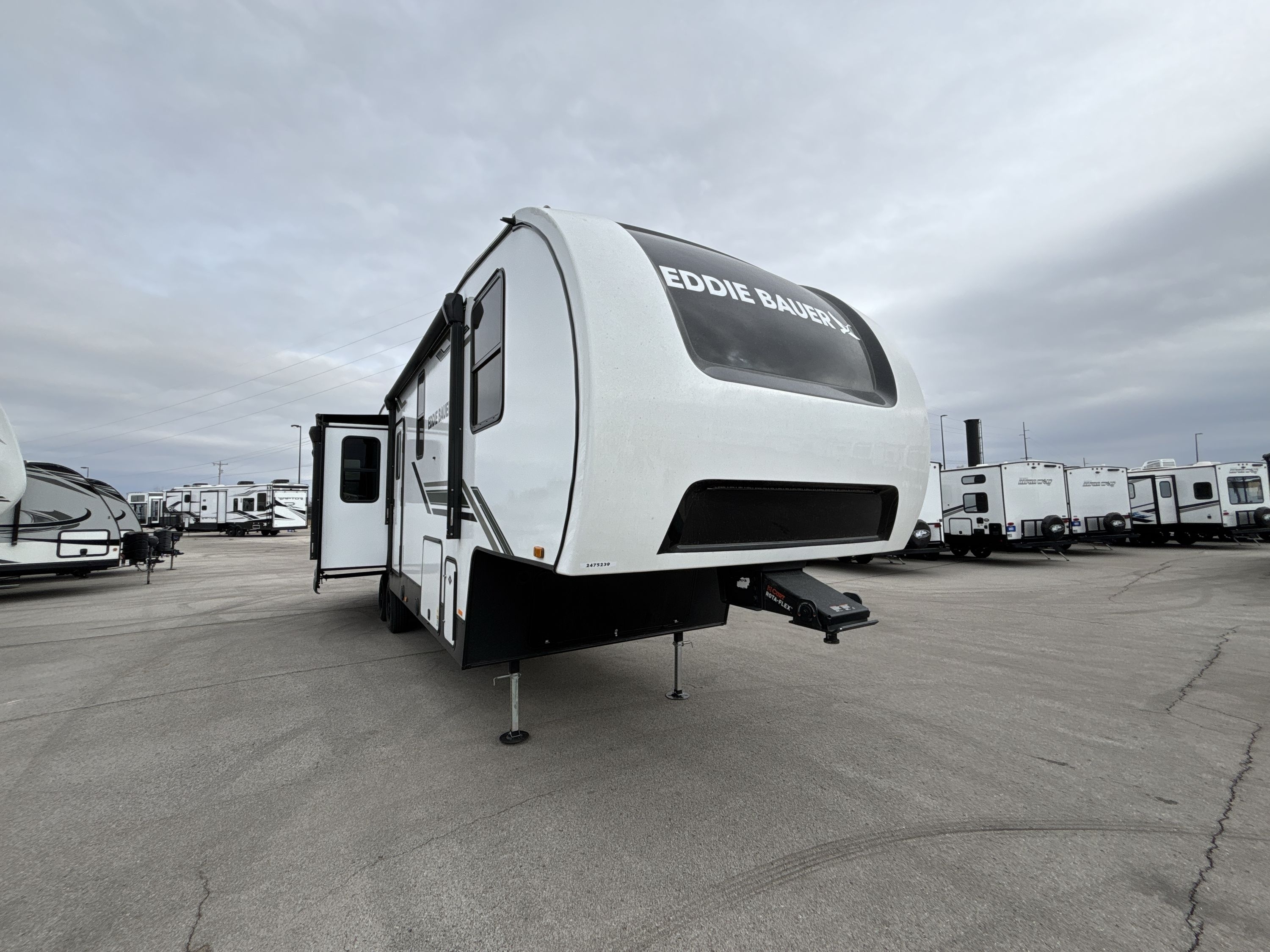 2025 Heartland EDDIE BAUER SIGNATURE 3101RL EBF 3101RL in tulsa OK