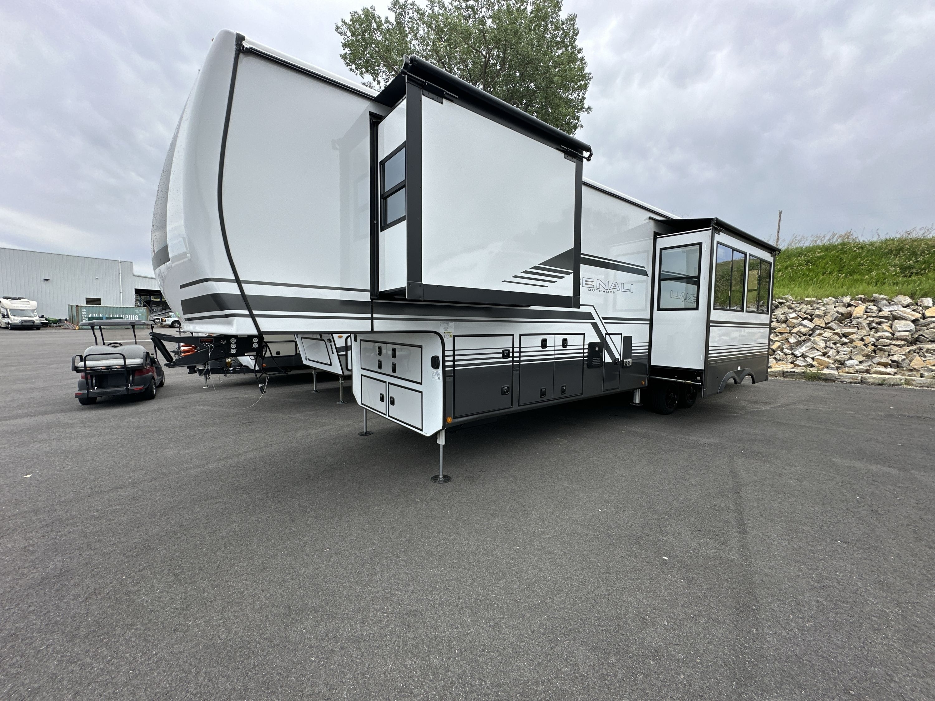 2026 Dutchmen DENALI 366RK in billings MT